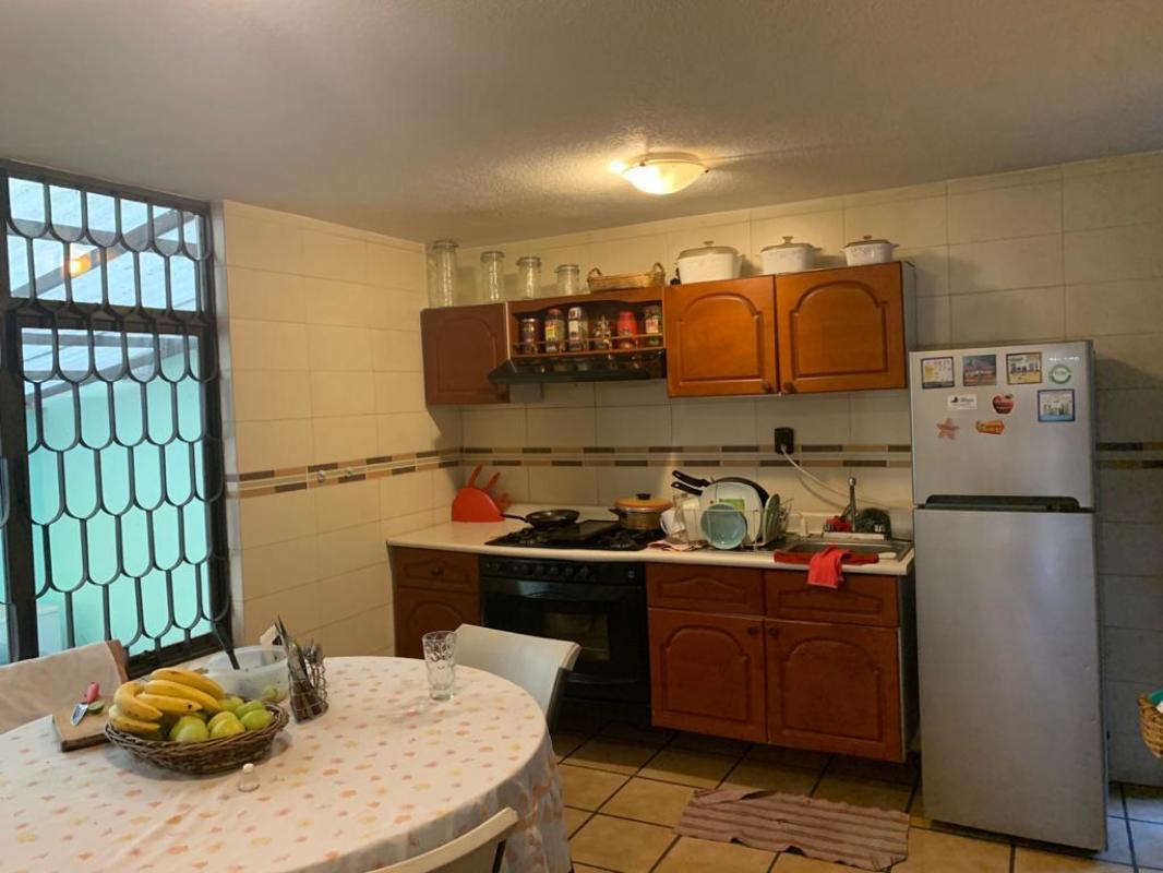 Ram?n G. del Villar, Toluca, Estado de México, 50040, Mexico, 4 Bedrooms Bedrooms, ,3 BathroomsBathrooms,Residential,For Sale,Ram?n G. del Villar,1442622