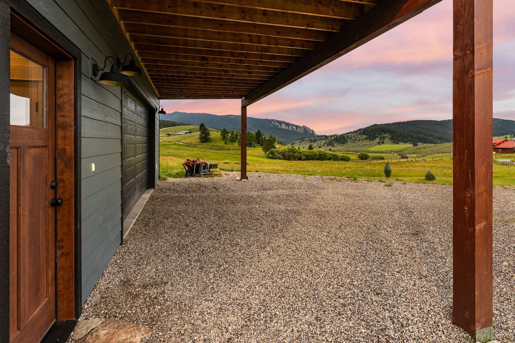  215 Timberline Creek Dr - 物件實景