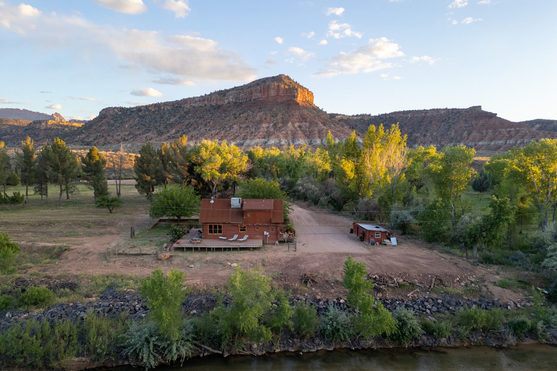  Hidden Oasis Along the River in Rockville, UT - 物件實景