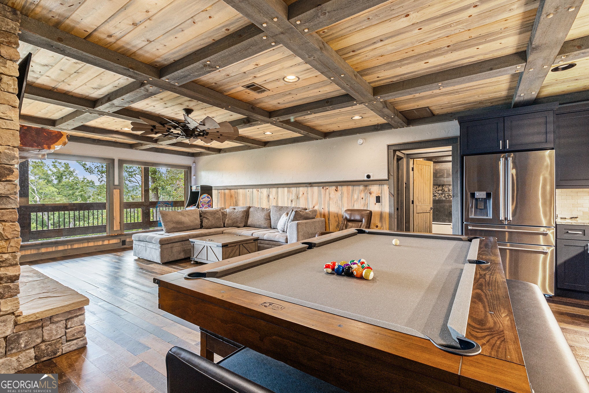 Ellijay, Georgia, 30540, United States, 5 Bedrooms Bedrooms, ,5 BathroomsBathrooms,Residential,For Sale,1952564