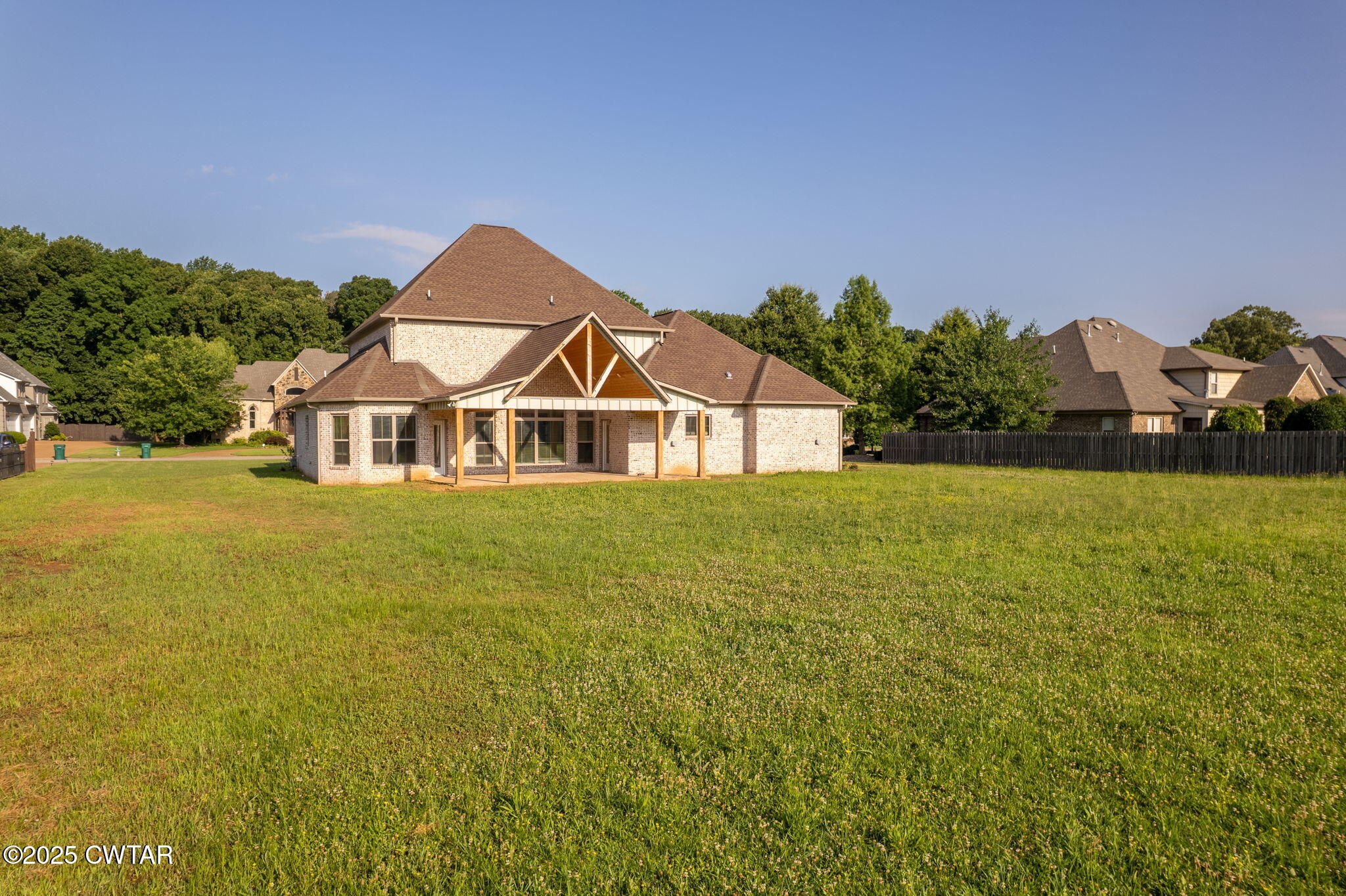 Jackson, Tennessee, 38305, United States, 5 Bedrooms Bedrooms, ,4 BathroomsBathrooms,Residential,For Sale,1868801