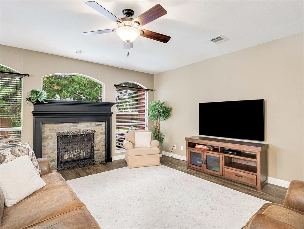 McKinney, Texas, 75072, United States, 4 Bedrooms Bedrooms, ,4 BathroomsBathrooms,Residential,For Sale,1940985