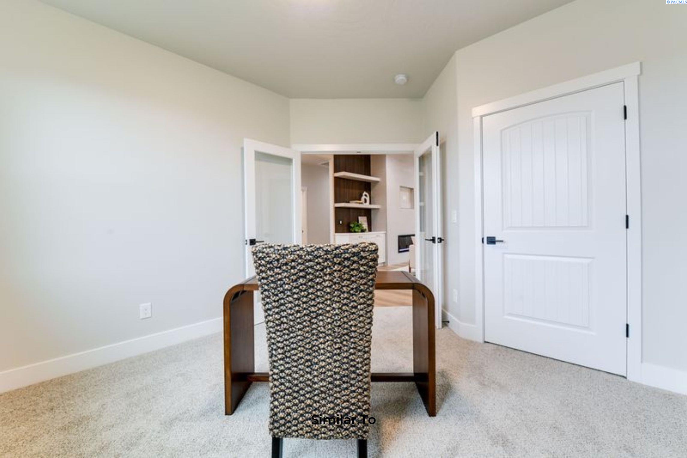 Kennewick, Washington, 99338, United States, 4 Bedrooms Bedrooms, ,2 BathroomsBathrooms,Residential,For Sale,1829366