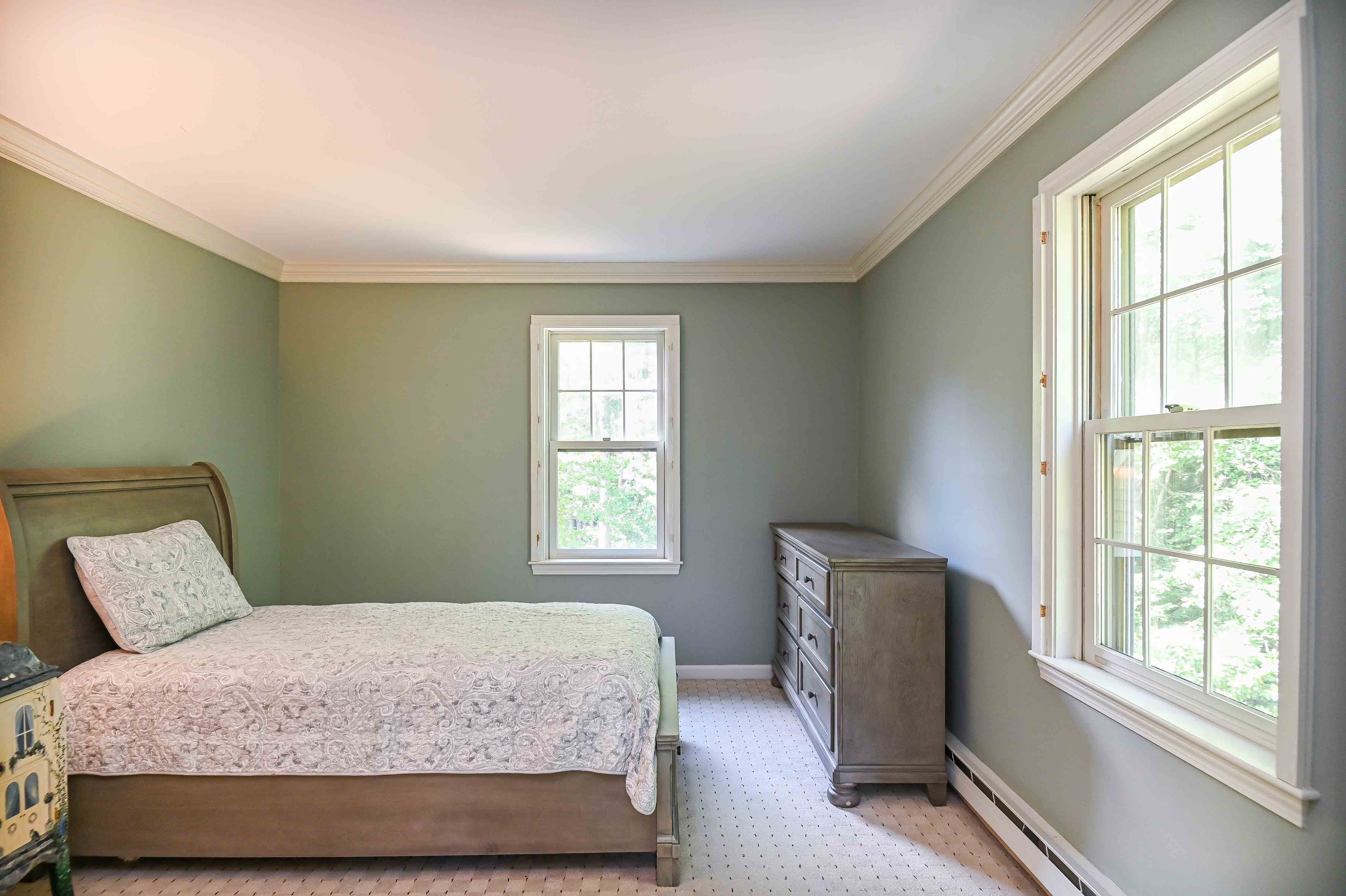 York, Maine, 03909, United States, 3 Bedrooms Bedrooms, ,3 BathroomsBathrooms,Residential,For Sale,1912030