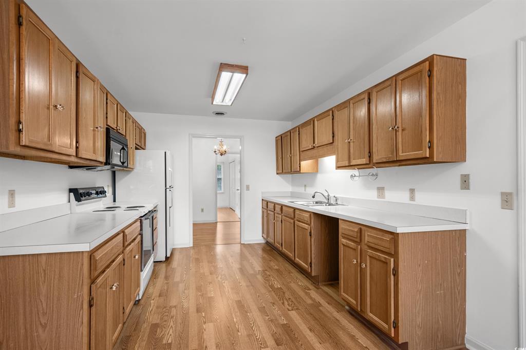 North Myrtle Beach, South Carolina, 29585, United States, 3 Bedrooms Bedrooms, ,2 BathroomsBathrooms,Residential,For Sale,1982107