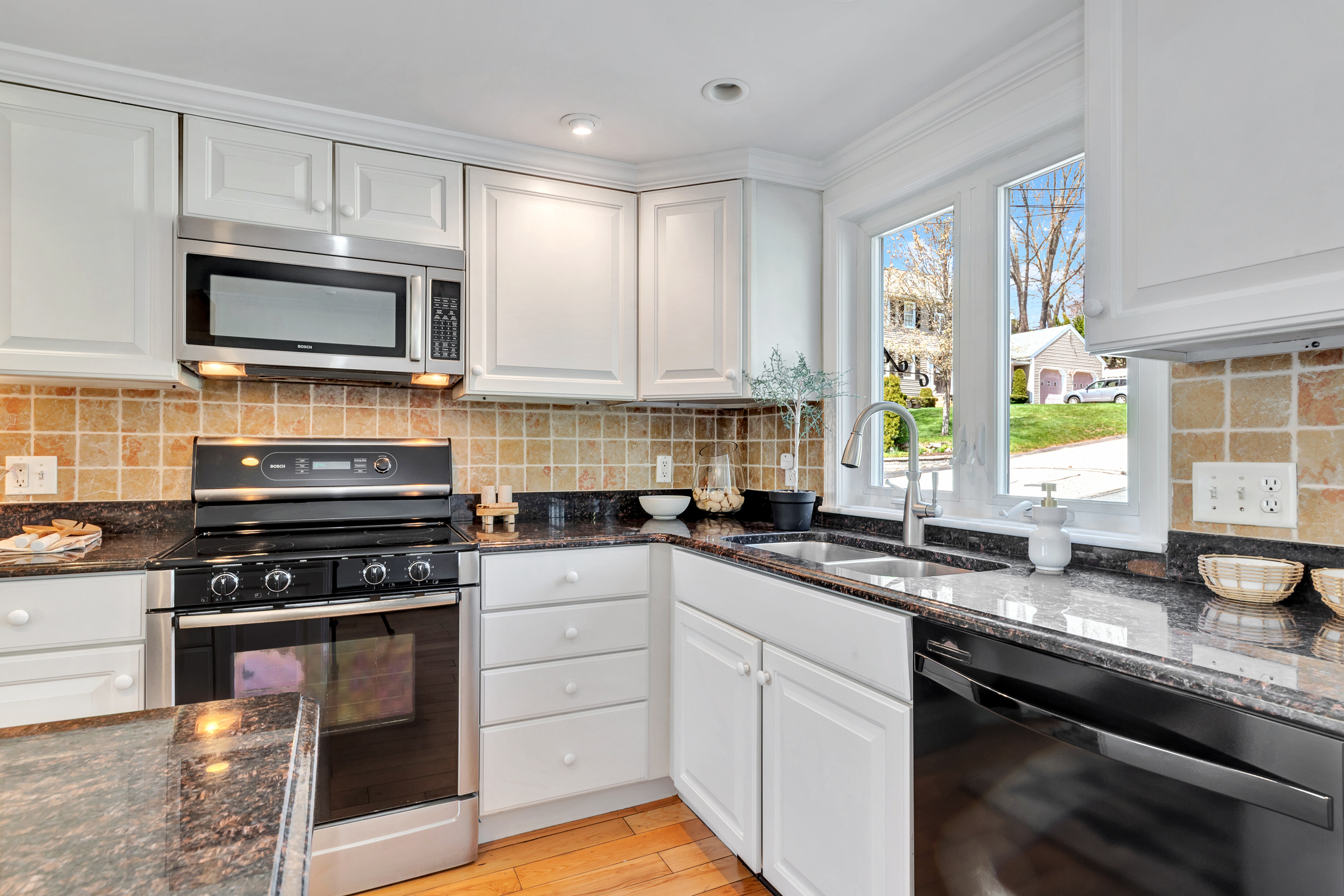  204 Low Street, Newburyport, MA, 01950 - 物件實景