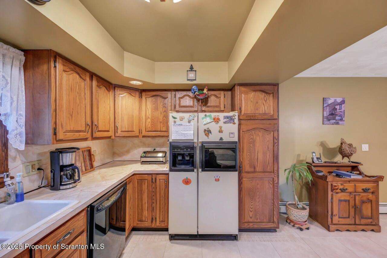 Gouldsboro, Pennsylvania, 18424, United States, 4 Bedrooms Bedrooms, ,3 BathroomsBathrooms,Residential,For Sale,1998512