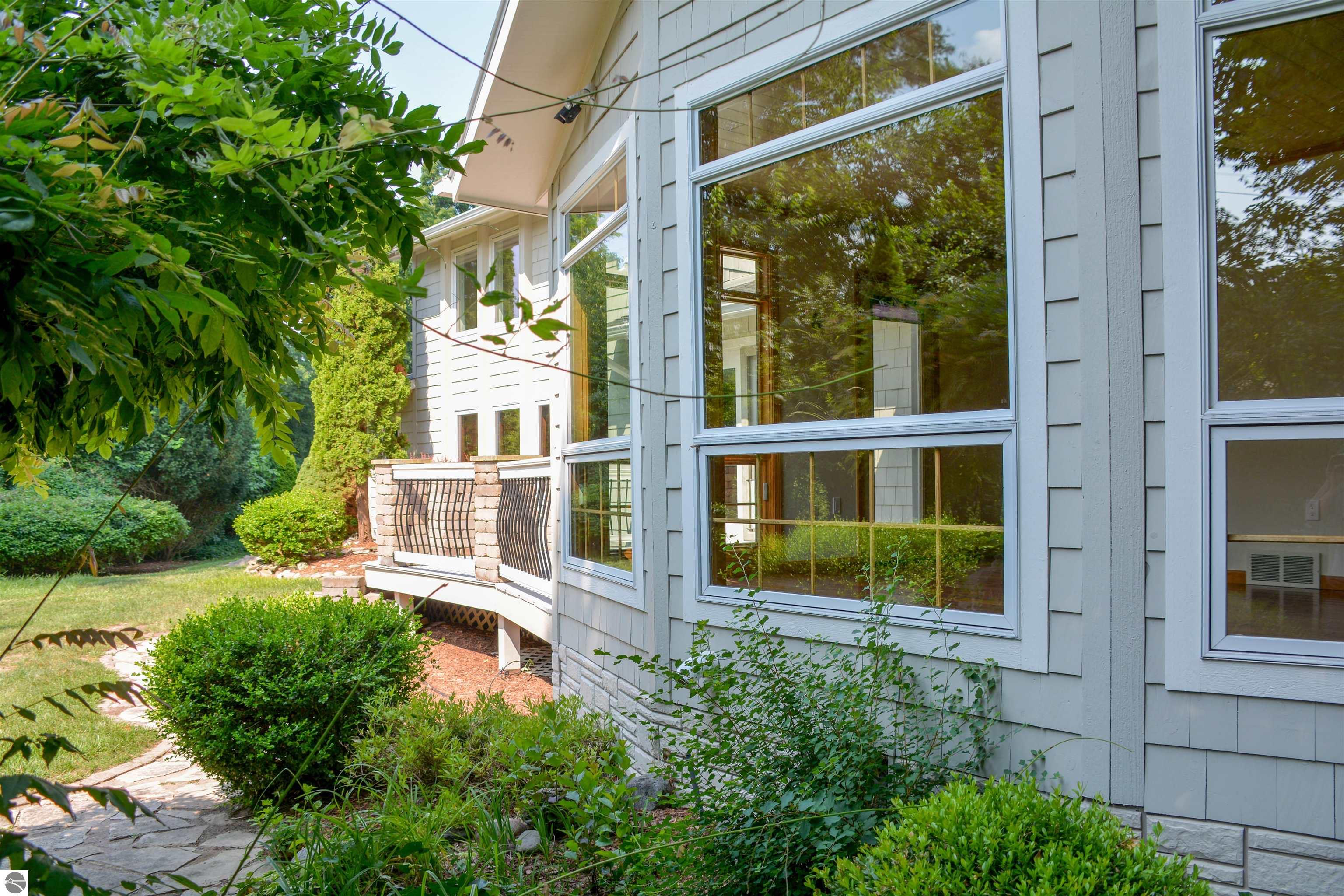 Traverse City, Michigan, 49686, United States, 4 Bedrooms Bedrooms, ,2 BathroomsBathrooms,Residential,For Sale,1908664