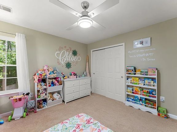 Manassas Park, Virginia, 20111, United States, 4 Bedrooms Bedrooms, ,4 BathroomsBathrooms,Residential,For Sale,1978924