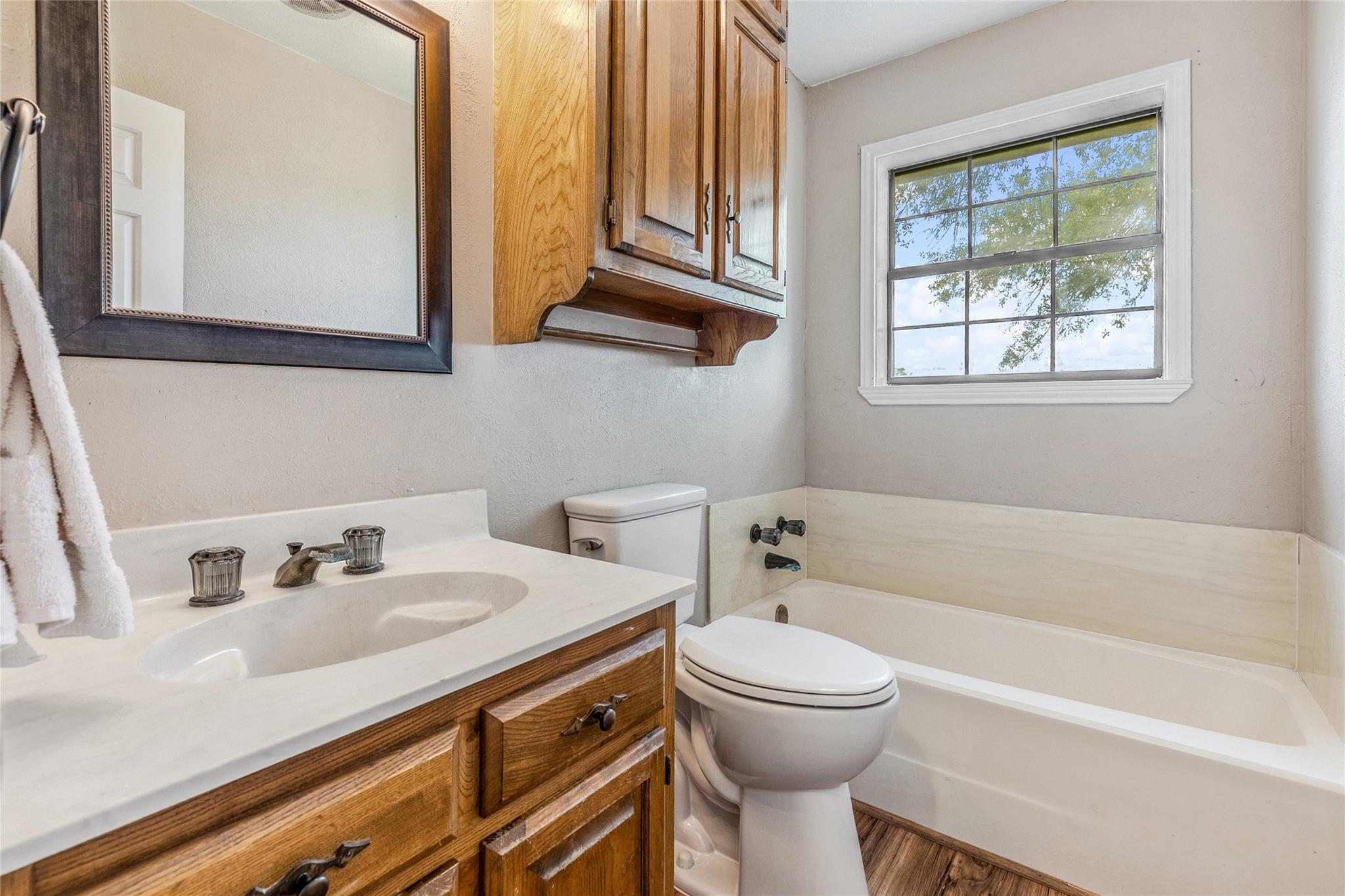 Campbell, Texas, 75442, United States, 3 Bedrooms Bedrooms, ,2 BathroomsBathrooms,Residential,For Sale,1854450