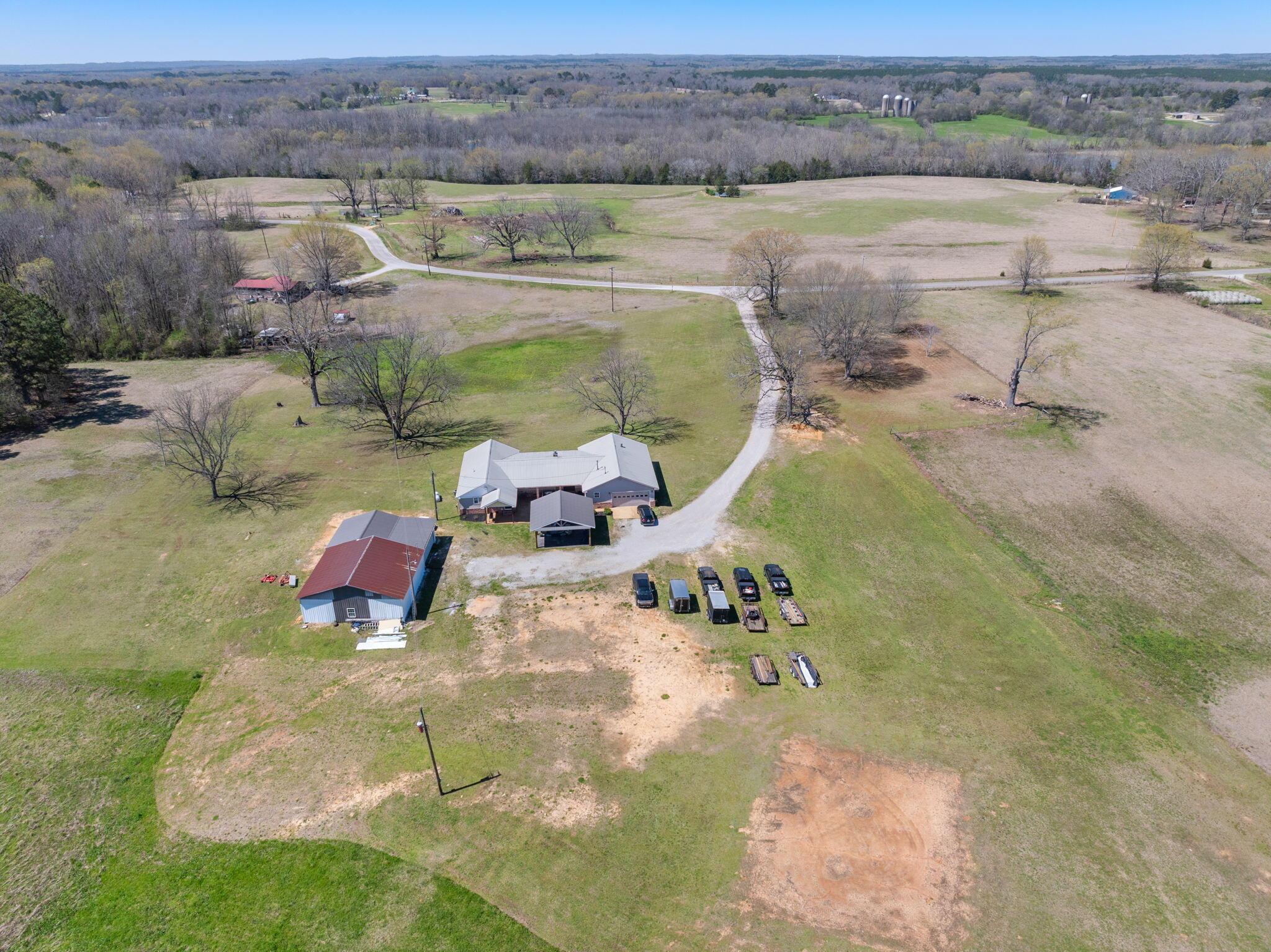 Guntown, Mississippi, 38849, United States, 4 Bedrooms Bedrooms, ,3 BathroomsBathrooms,Residential,For Sale,1947113