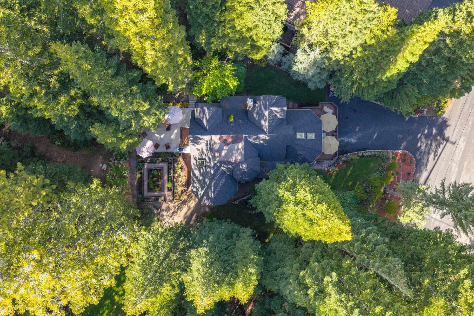  Carnelian Bay home backing to forest service and with an additional vacant lot - 物件實景