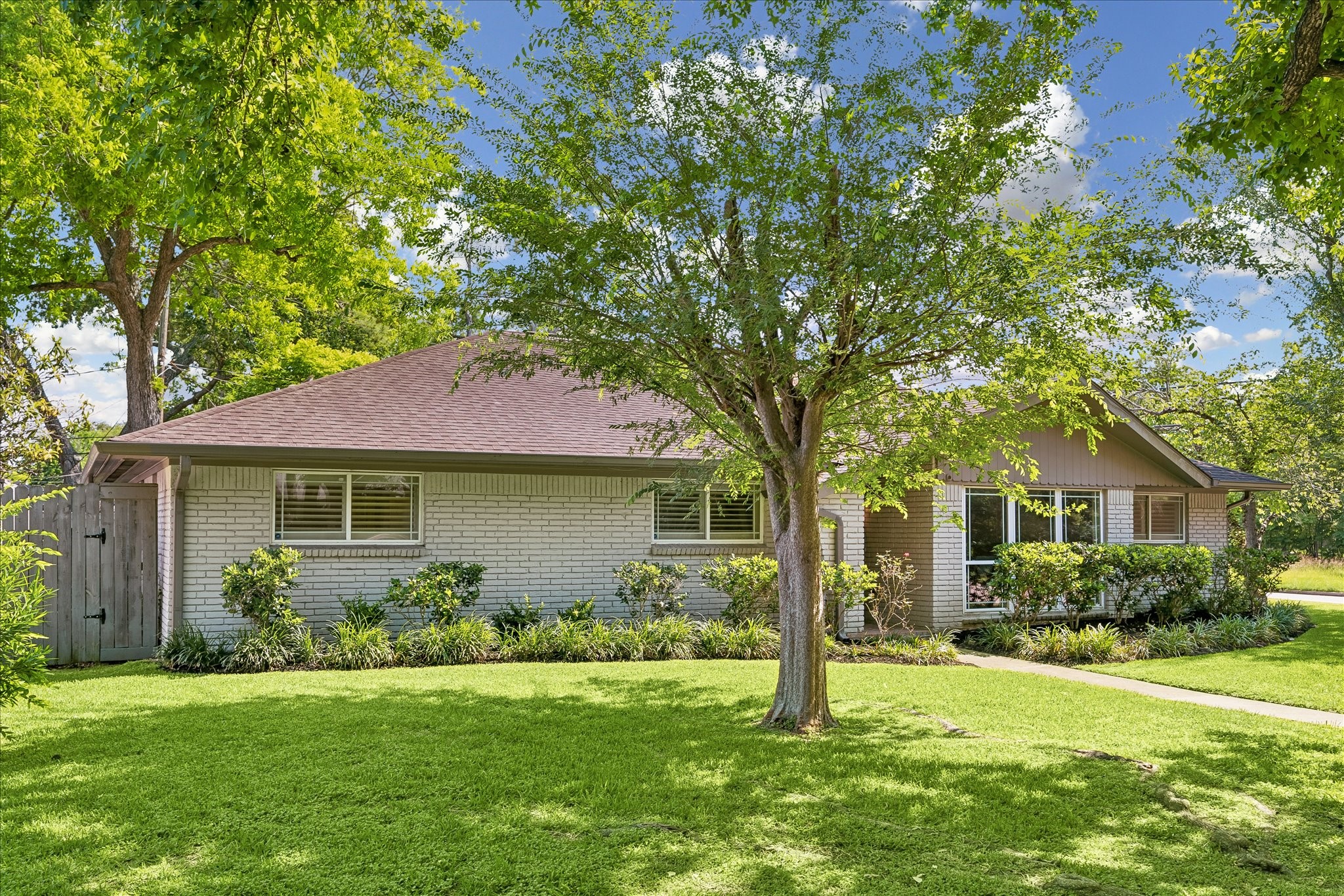  5475 Imogene Street - 物件實景