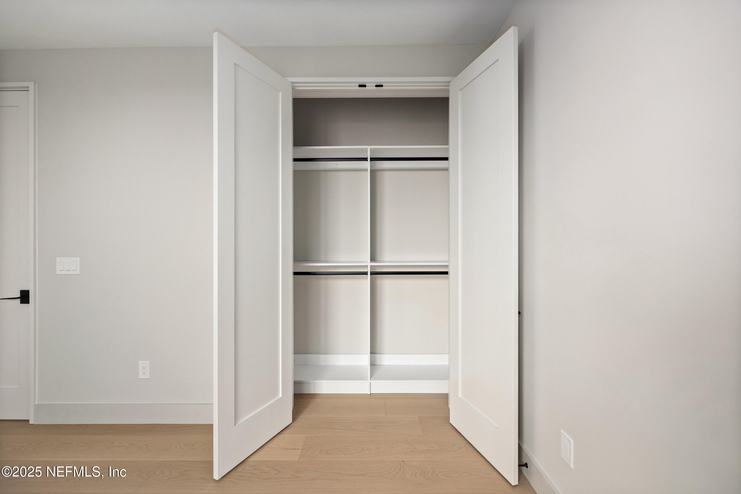 Atlantic Beach, Florida, 32233, United States, 6 Bedrooms Bedrooms, ,5 BathroomsBathrooms,Residential,For Sale,1989141