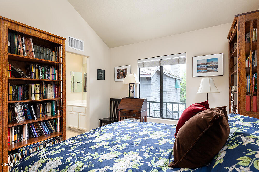 Pasadena, California, 91106, United States, 2 Bedrooms Bedrooms, ,3 BathroomsBathrooms,Residential,For Sale,1934592