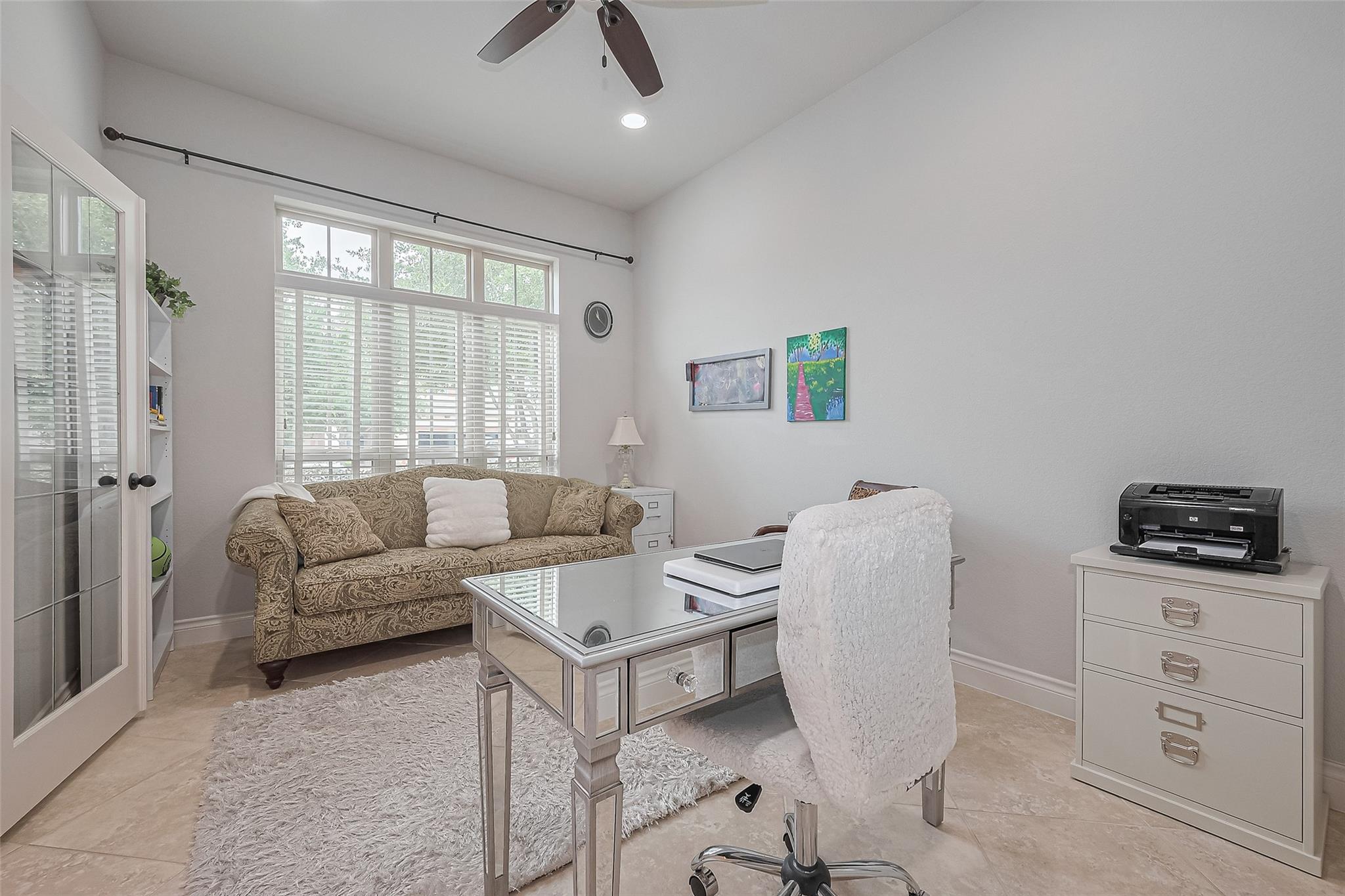 Katy, Texas, 77493, United States, 4 Bedrooms Bedrooms, ,4 BathroomsBathrooms,Residential,For Sale,1982754