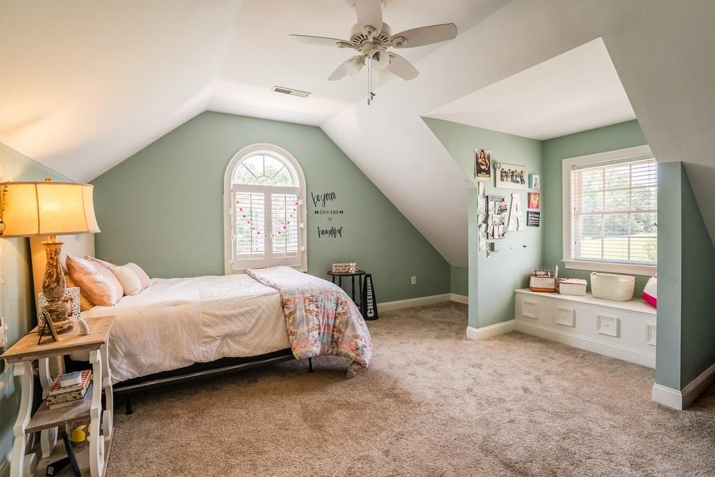 CHATSWORTH, Georgia, 30705, United States, 5 Bedrooms Bedrooms, ,6 BathroomsBathrooms,Residential,For Sale,1846610