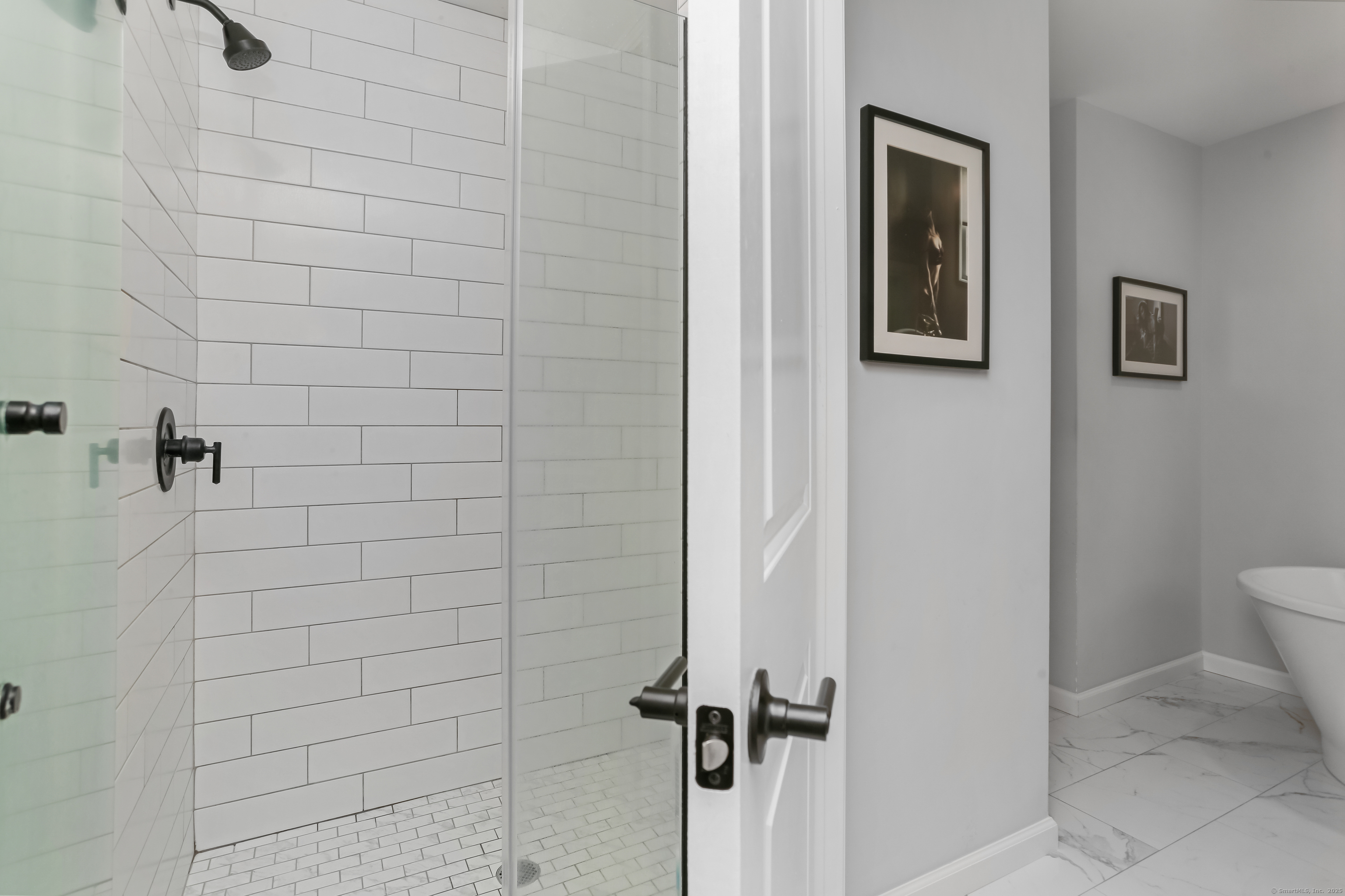 Shelton, Connecticut, 06484, United States, 4 Bedrooms Bedrooms, ,3 BathroomsBathrooms,Residential,For Sale,1939278