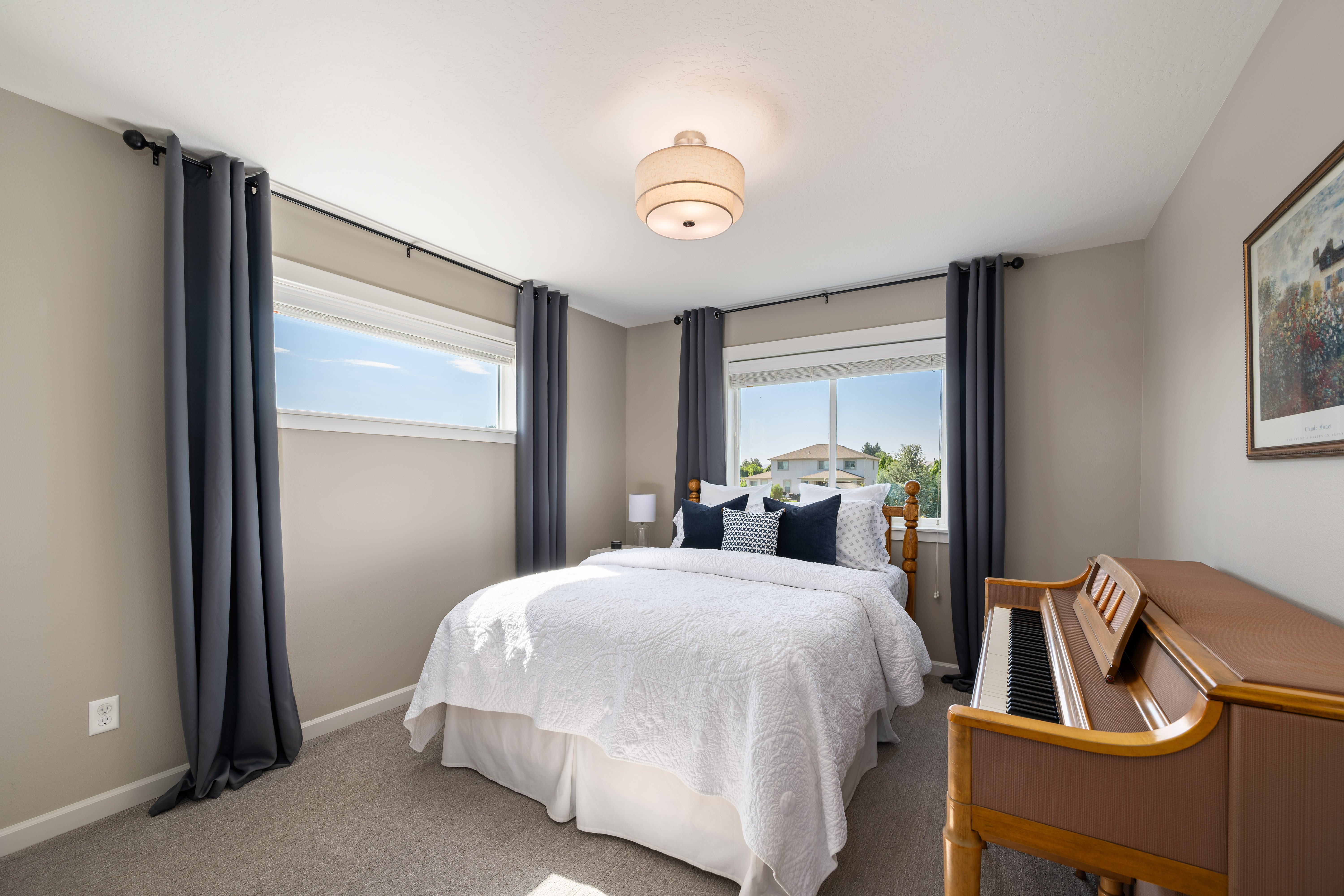  Pool, Double Primary suites, RV Parking - 物件實景