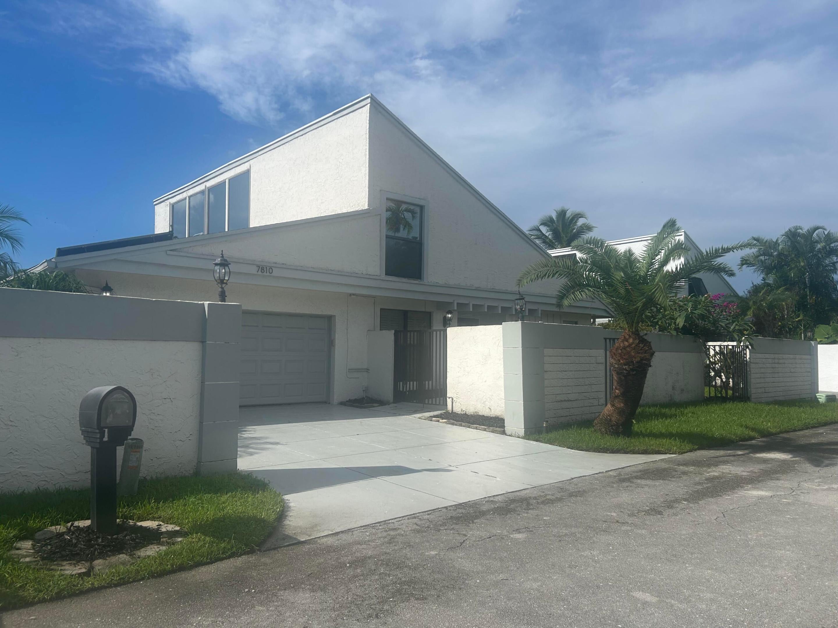4th St, Plantation, FL 33324