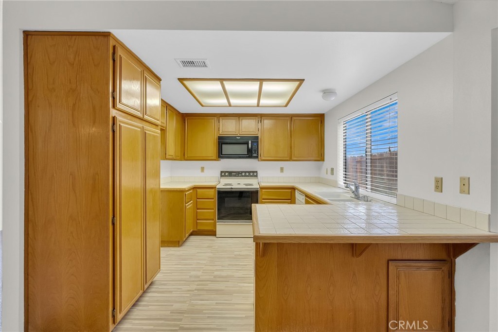 11359 Ridgemont Drive, Moreno Valley, California, 92557, United States, 3 Bedrooms Bedrooms, ,2 BathroomsBathrooms,Residential,For Sale,11359 Ridgemont Drive,1515721