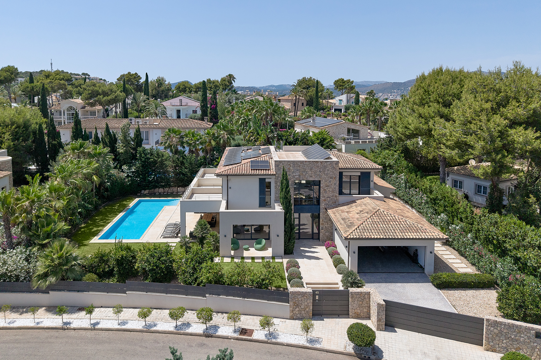  Contemporary villa with pool in Nova Santa Ponsa - 物件實景