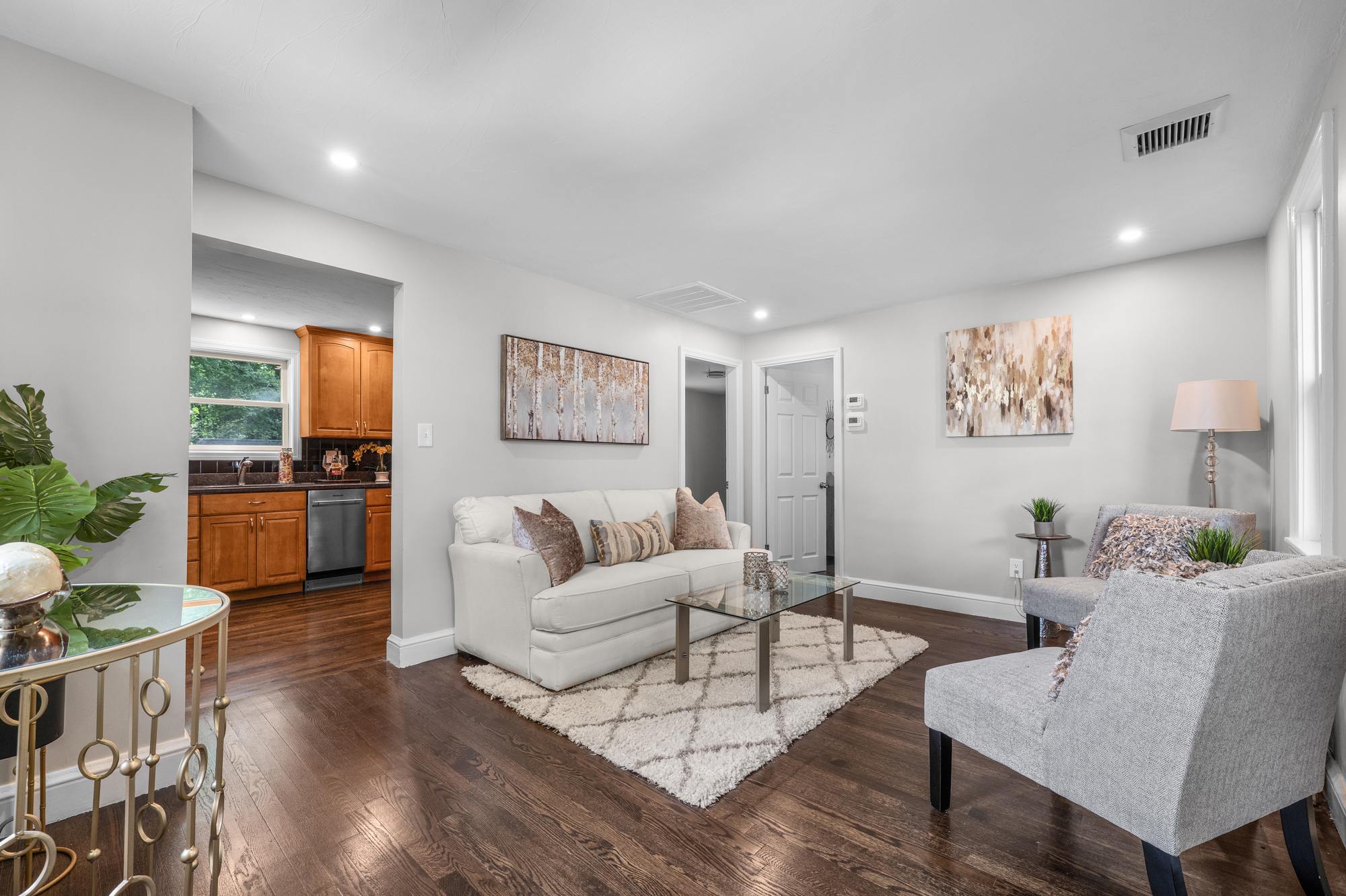  21 Elizabeth Street, Stoughton, MA, 02072 - 物件實景