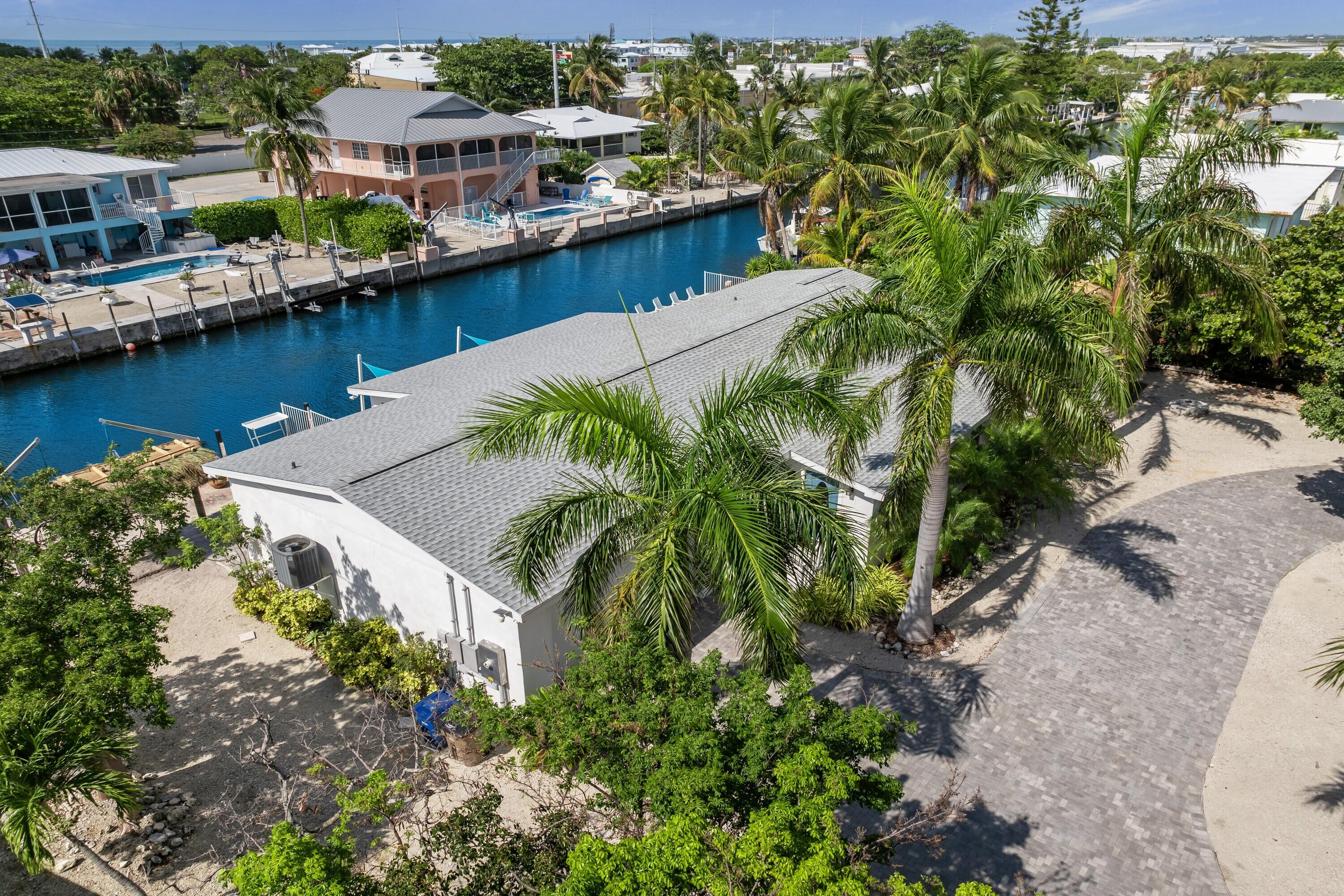 MARATHON, Florida, 33050, United States, 5 Bedrooms Bedrooms, ,4 BathroomsBathrooms,Residential,For Sale,1837177