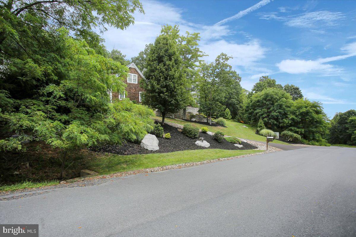 Mercersburg, Pennsylvania, 17236, United States, 5 Bedrooms Bedrooms, ,5 BathroomsBathrooms,Residential,For Sale,1903663