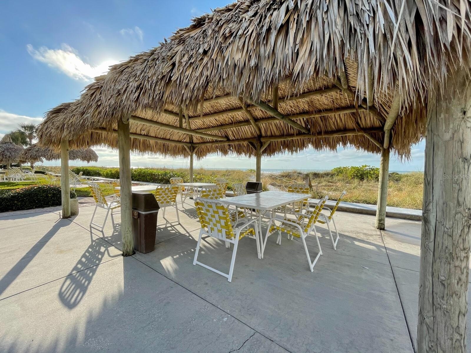 CLEARWATER BEACH, Florida, 33767, United States, 2 Bedrooms Bedrooms, ,2 BathroomsBathrooms,Residential,For Sale,1990793