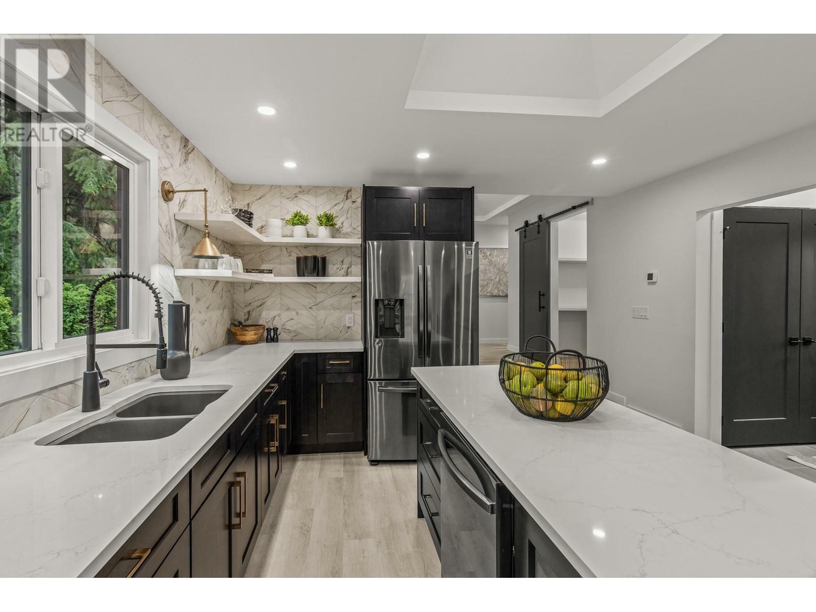 LAKE COUNTRY, British Columbia, V4V 2G9, CA, 5 Bedrooms Bedrooms, ,3 BathroomsBathrooms,Residential,For Sale,1837483