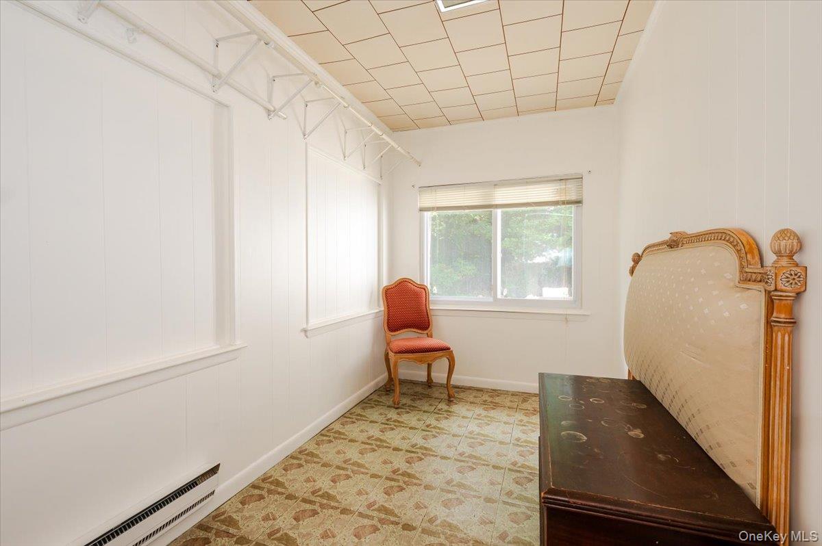Dix Hills, New York, 11746, United States, 5 Bedrooms Bedrooms, ,3 BathroomsBathrooms,Residential,For Sale,1941018