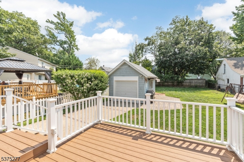Garwood Boro, New Jersey, 07027, United States, 3 Bedrooms Bedrooms, ,2 BathroomsBathrooms,Residential,For Sale,1908282
