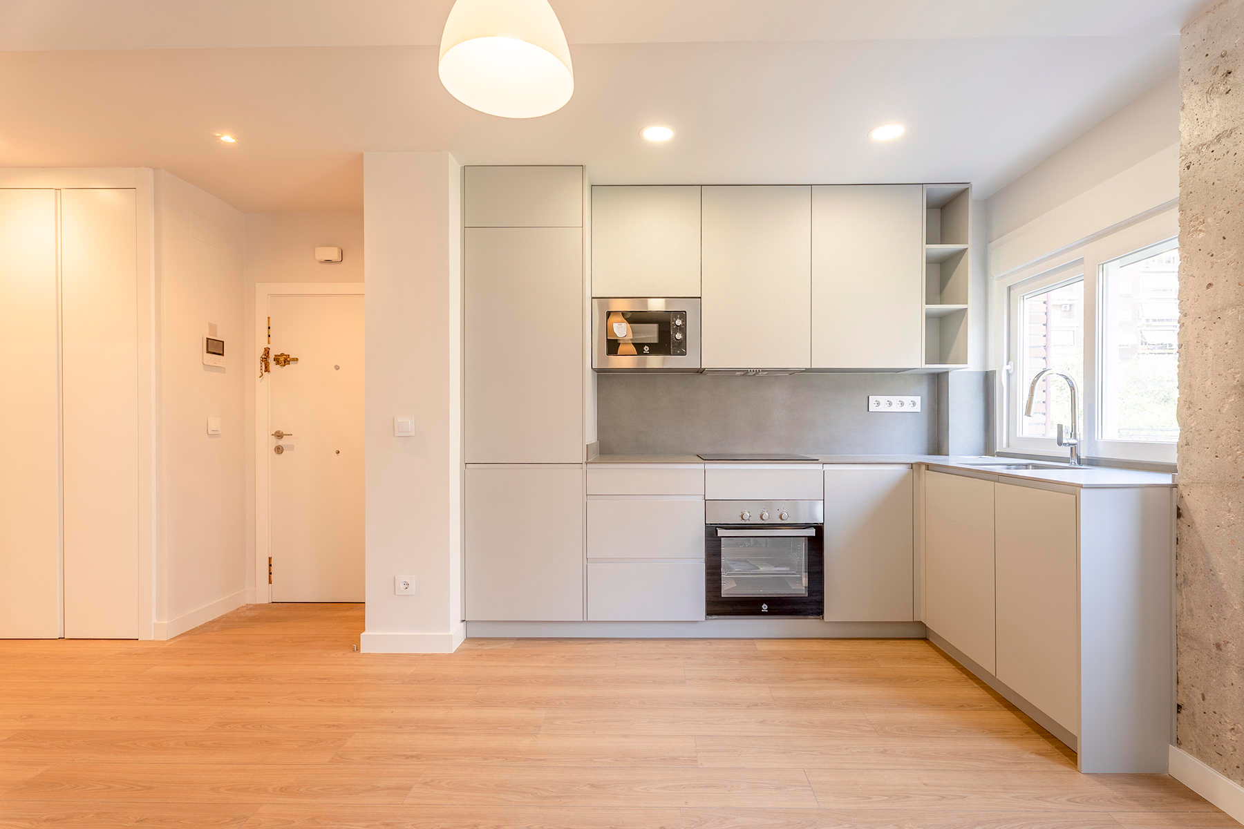  Renovated 2-bedroom flat with excellent qualities - 物件實景