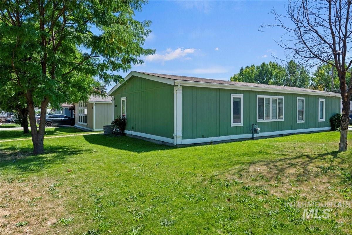 Nampa, Idaho, 83687, United States, 9 Bedrooms Bedrooms, ,6 BathroomsBathrooms,Residential,For Sale,1900972