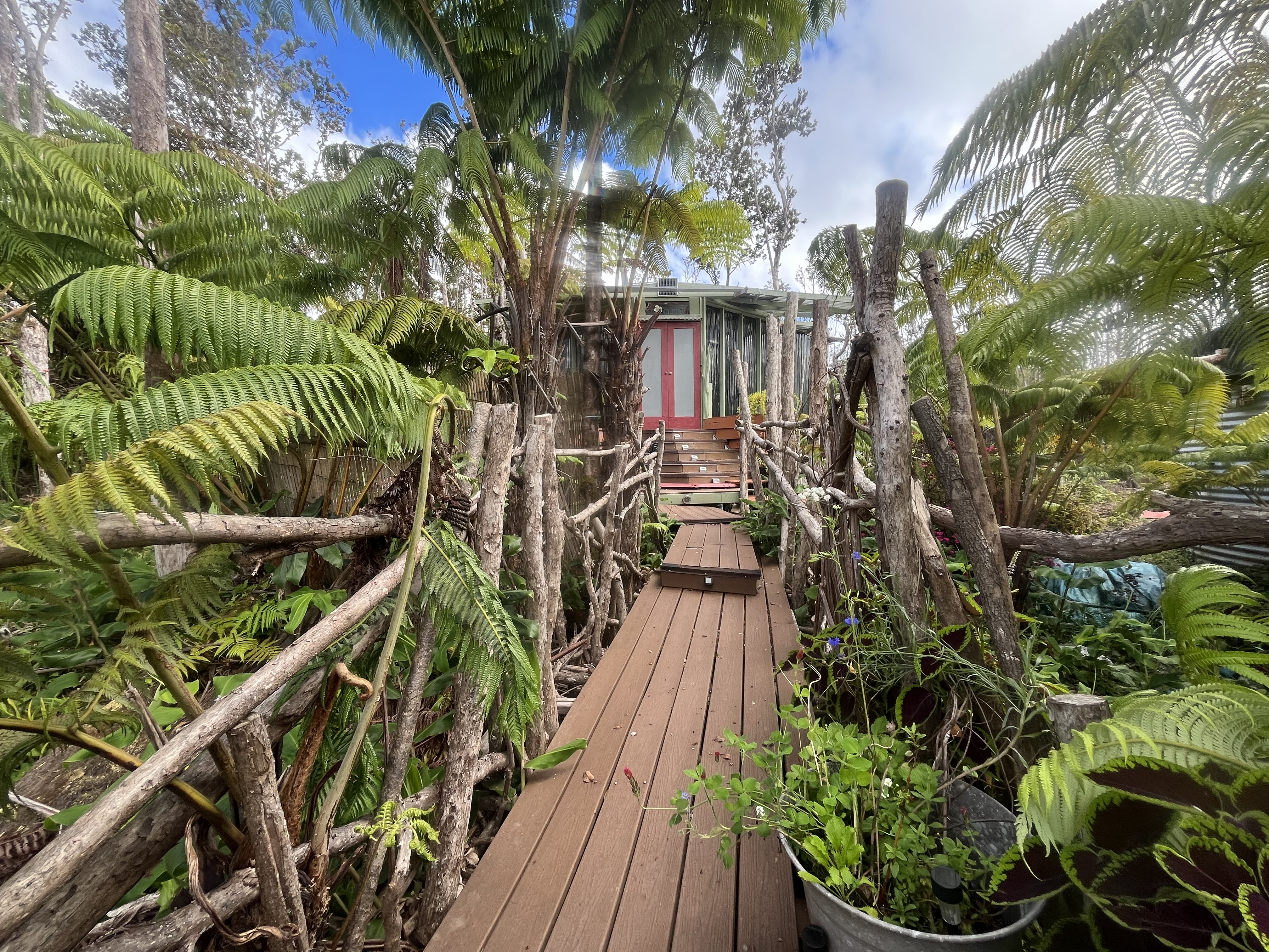 Volcano, Hawaii, 96785, United States, 2 Bedrooms Bedrooms, ,1 BathroomBathrooms,Residential,For Sale,1978172