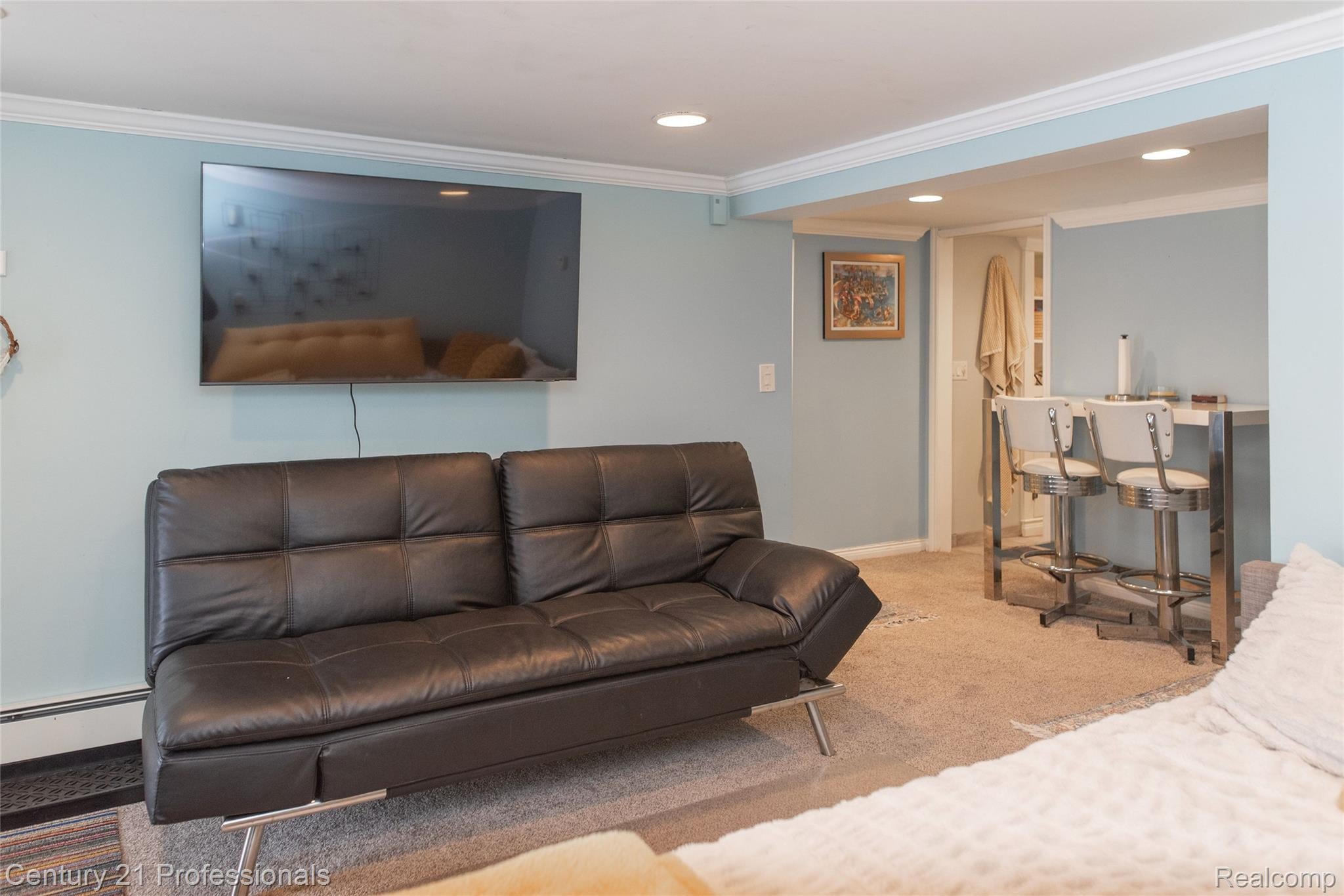 LakeOrion, Michigan, 48362, United States, 2 Bedrooms Bedrooms, ,2 BathroomsBathrooms,Residential,For Sale,2005398