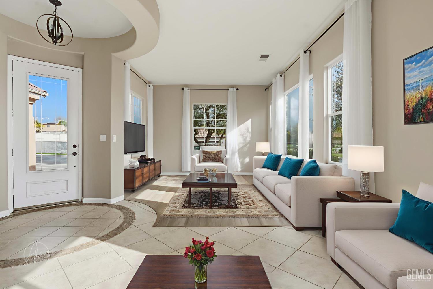 Bakersfield, California, 93306, United States, 3 Bedrooms Bedrooms, ,2 BathroomsBathrooms,Residential,For Sale,2005993