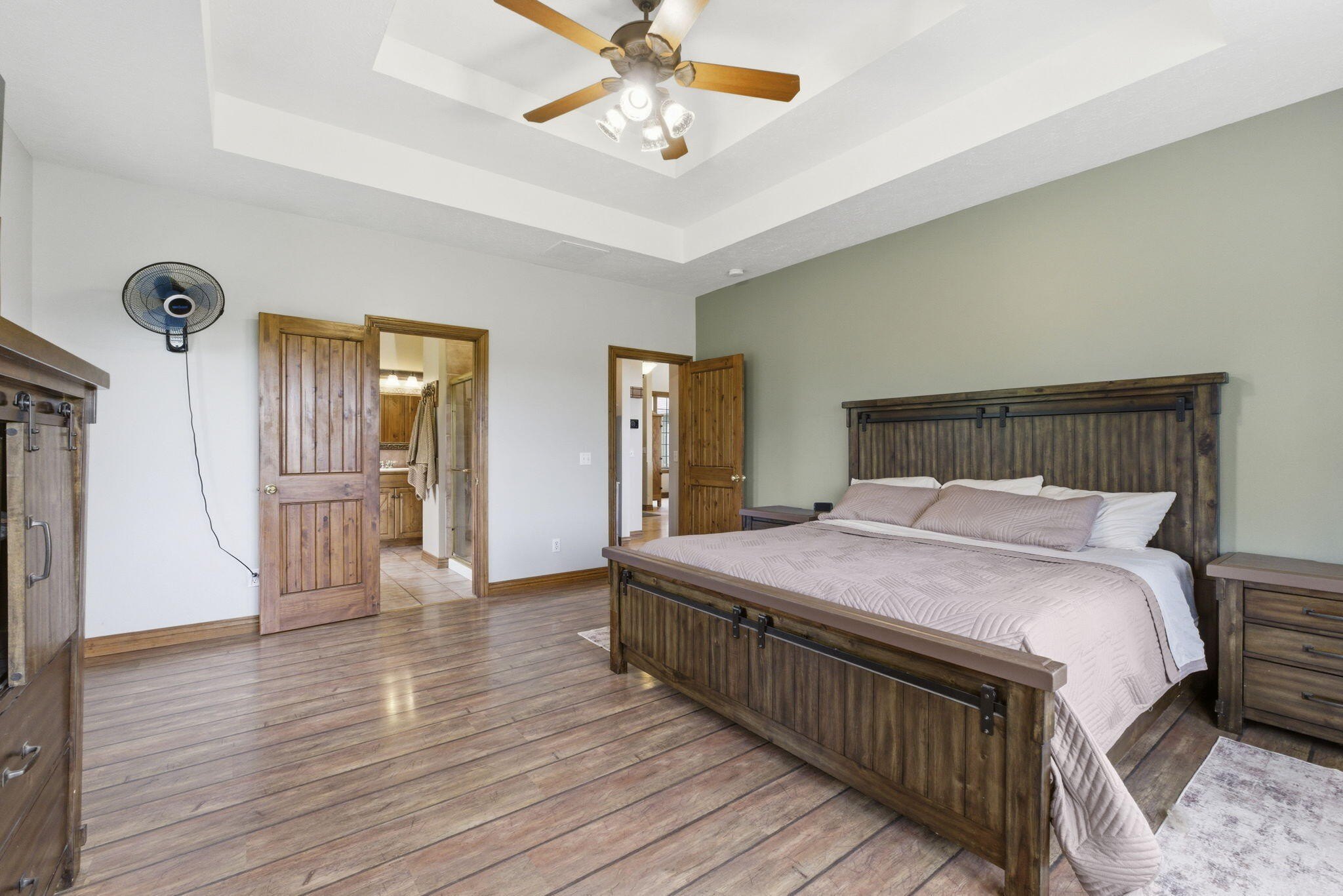 Walnut Grove, Missouri, 65770, United States, 5 Bedrooms Bedrooms, ,3 BathroomsBathrooms,Residential,For Sale,2045196