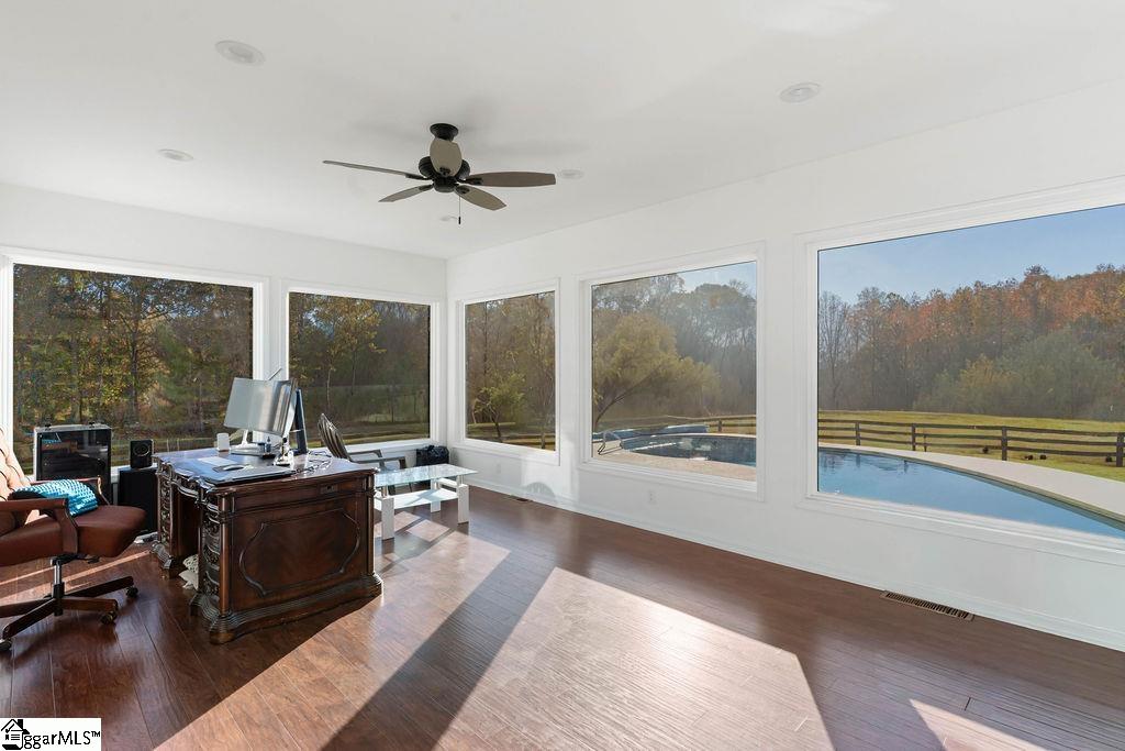 Travelers Rest, South Carolina, 29690, United States, 5 Bedrooms Bedrooms, ,3 BathroomsBathrooms,Residential,For Sale,1986056