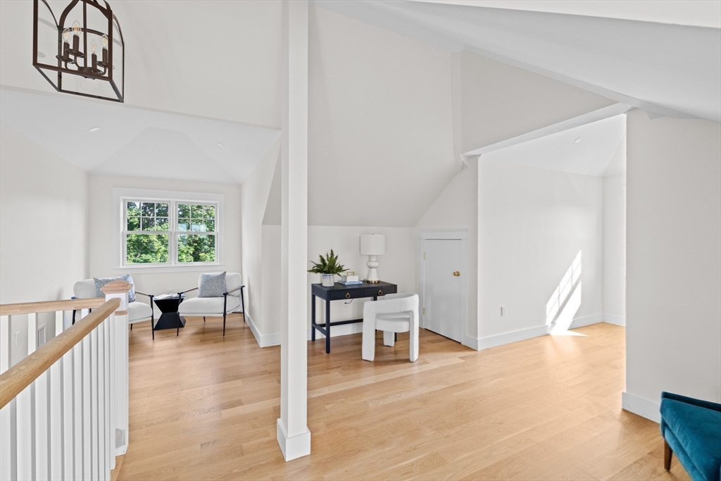 Hingham, Massachusetts, 02043, United States, 5 Bedrooms Bedrooms, ,6 BathroomsBathrooms,Residential,For Sale,1994867