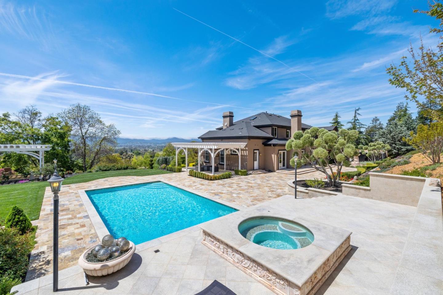 Gilroy, California, 95020, United States, 4 Bedrooms Bedrooms, ,4 BathroomsBathrooms,Residential,For Sale,1912112