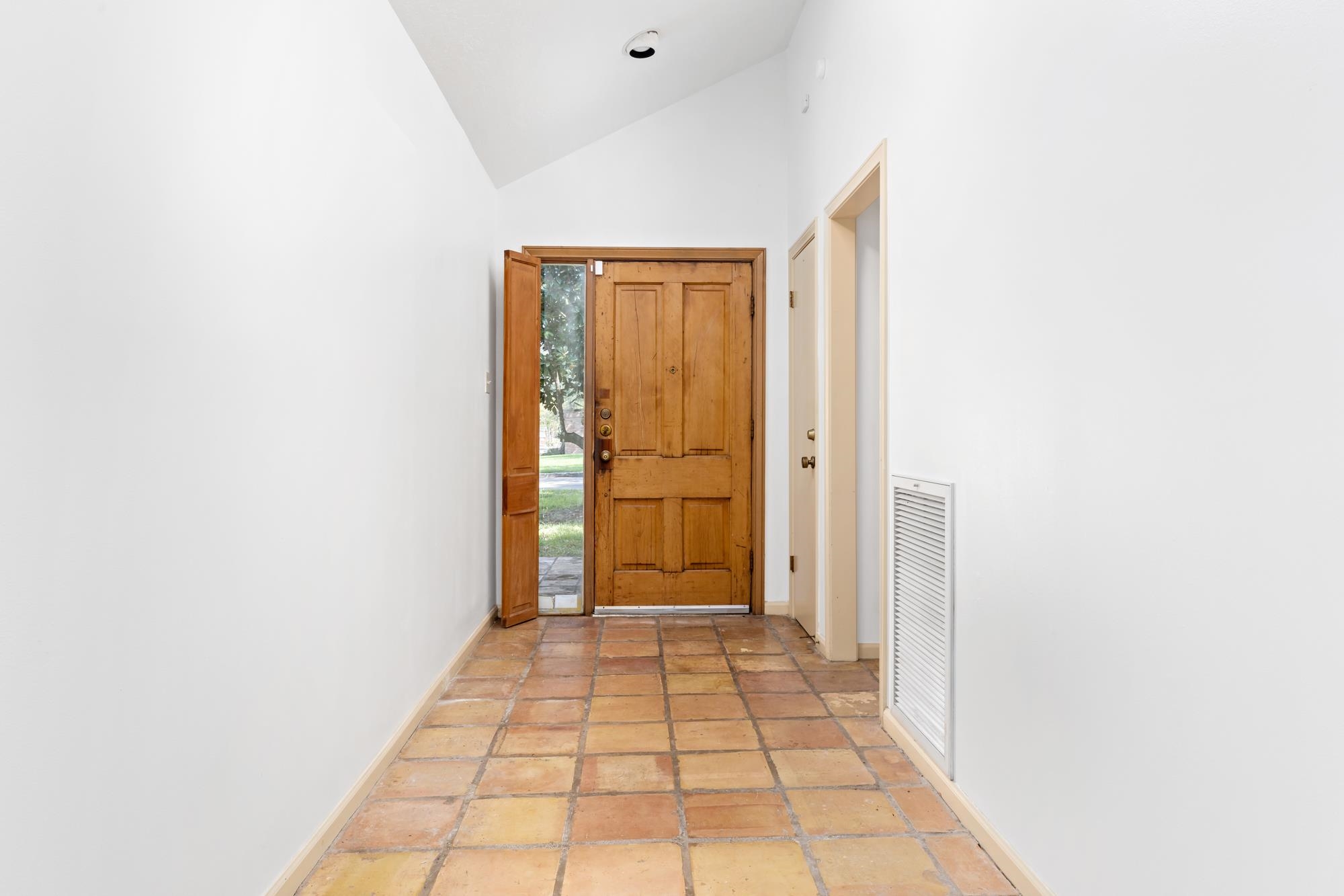 Thomas Rd, Beaumont, TX 77706 #1