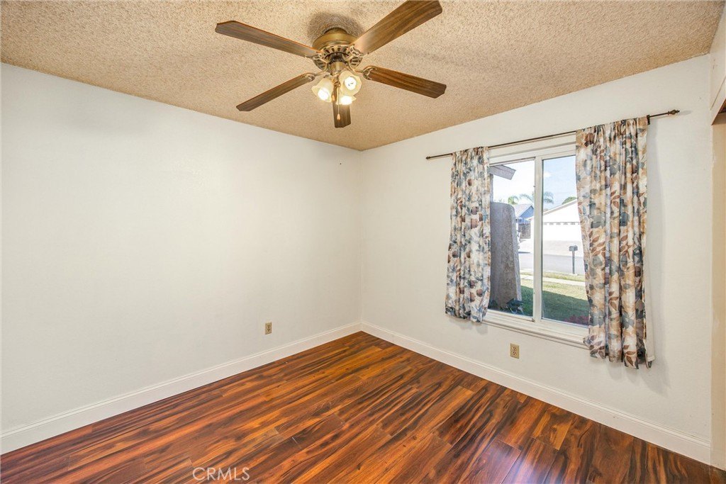 Fontana, California, 92335, United States, 3 Bedrooms Bedrooms, ,2 BathroomsBathrooms,Residential,For Sale,1987361