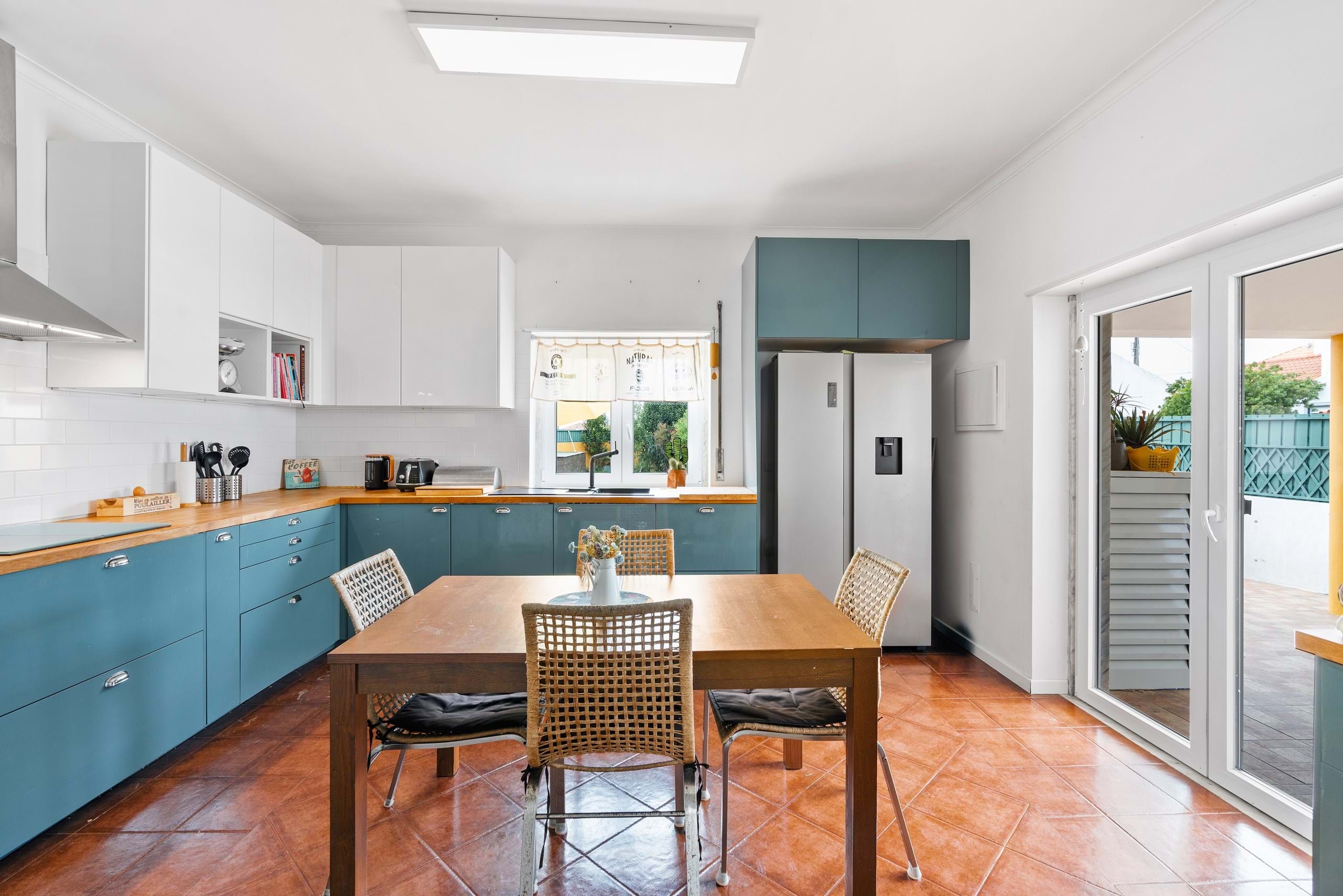 Sintra, Lisbon, 2705-8441, PT, 3 Bedrooms Bedrooms, ,3 BathroomsBathrooms,Residential,For Sale,1897650