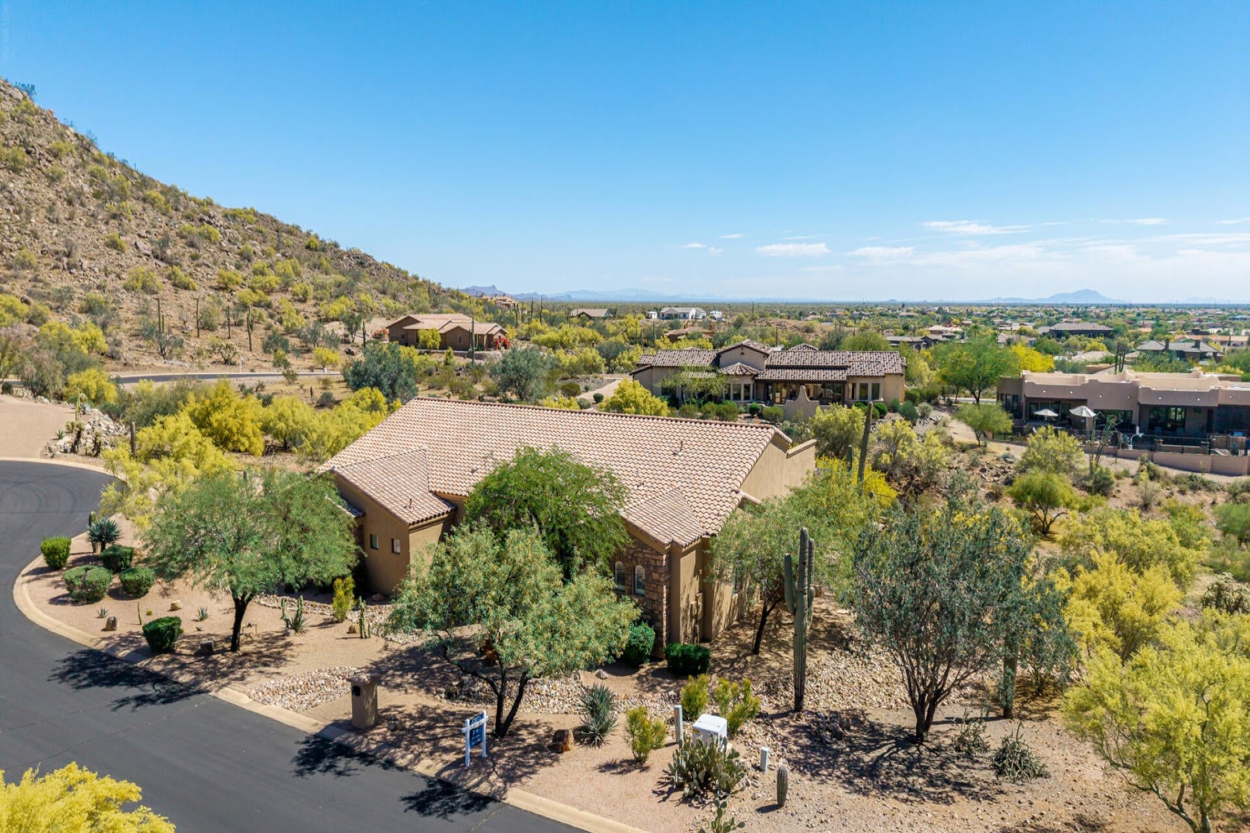  10761 E Calle Del Cascabel  Gold Canyon, AZ - 物件實景