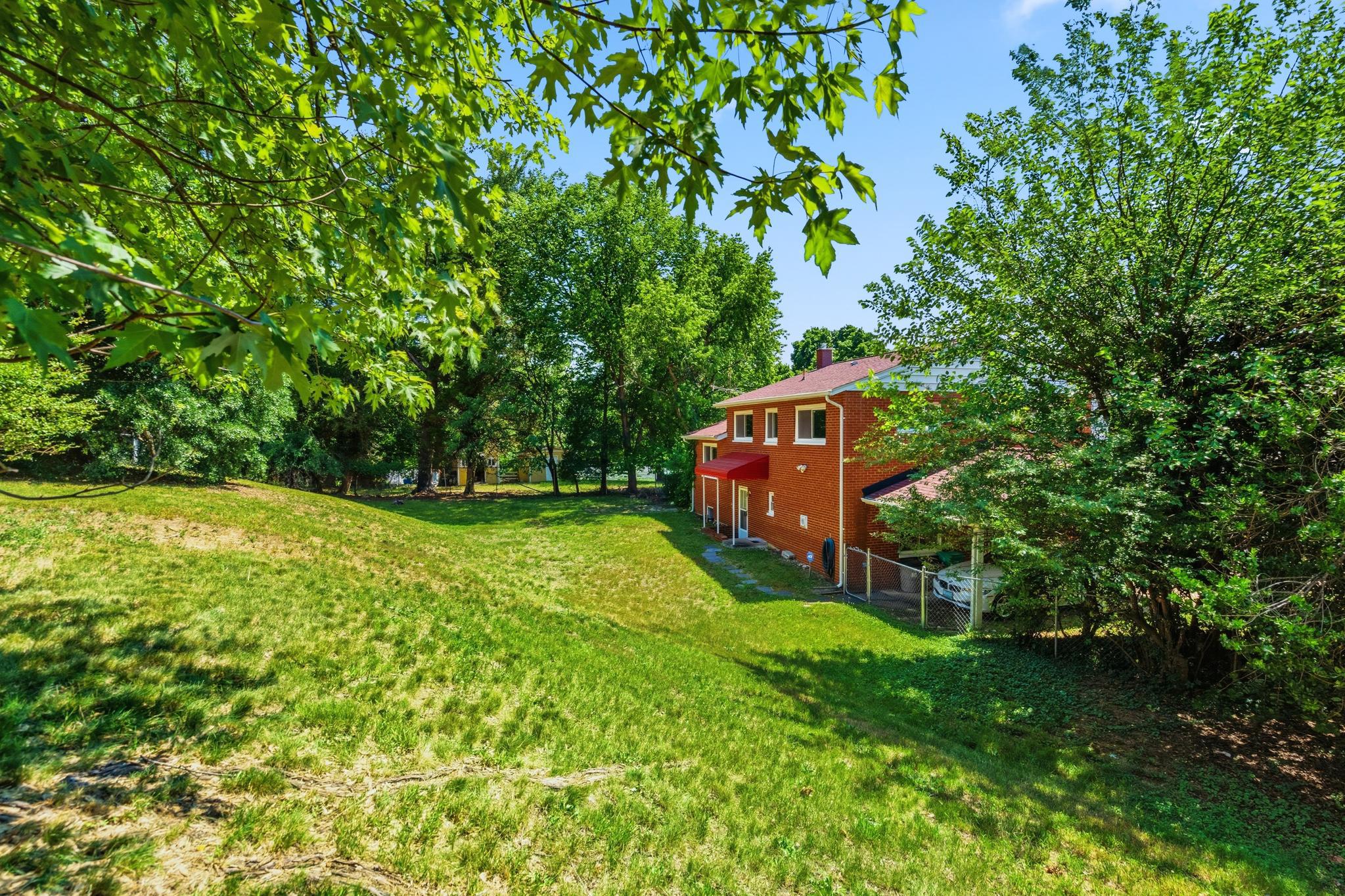  7201 Cloverdale Drive, Oxon Hill, MD, 20745 - 物件實景