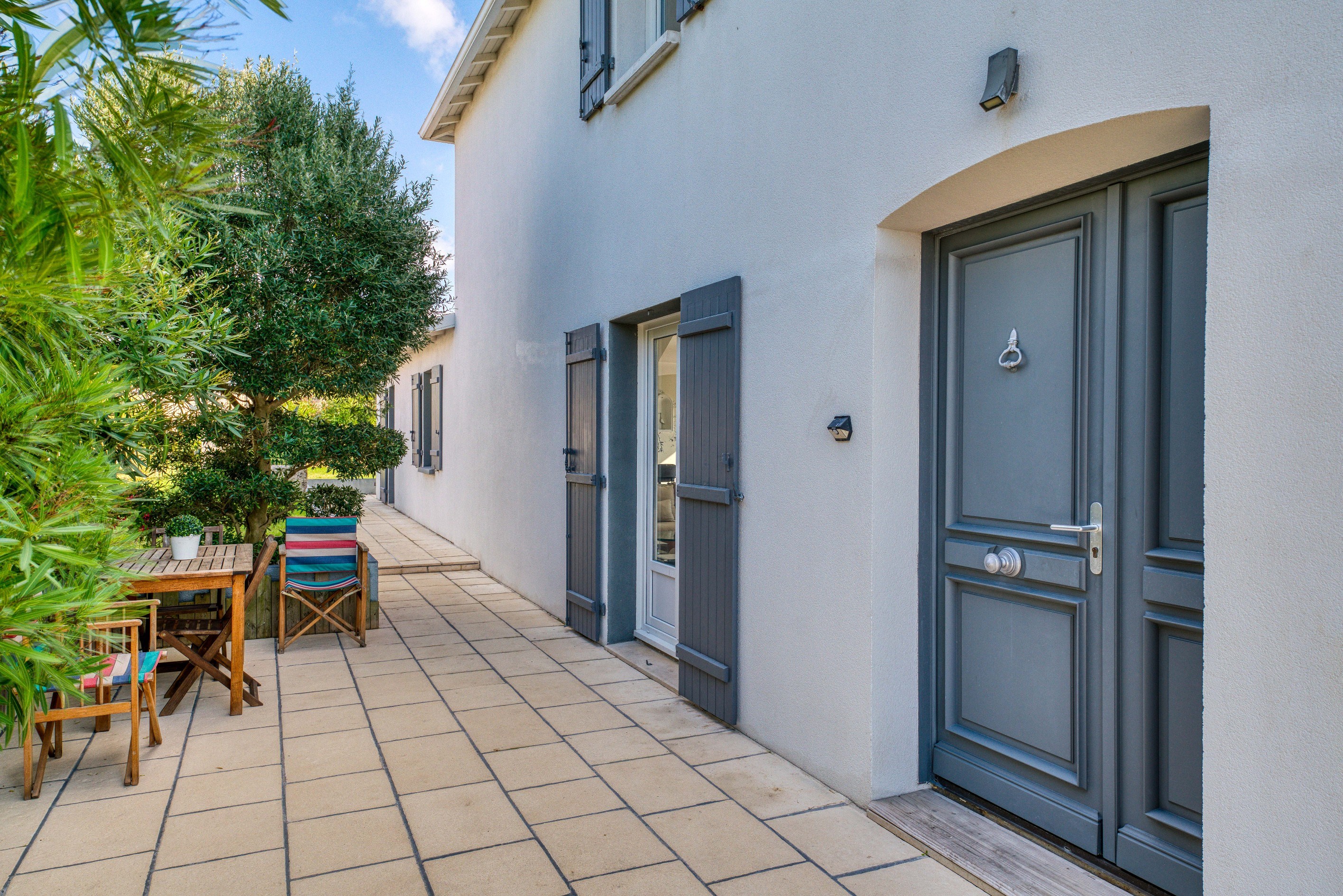 ELEGANT FAMILY HOME WITH POOL AND LANDSCAPED GARDEN NEAR ROYAN - 物件實景