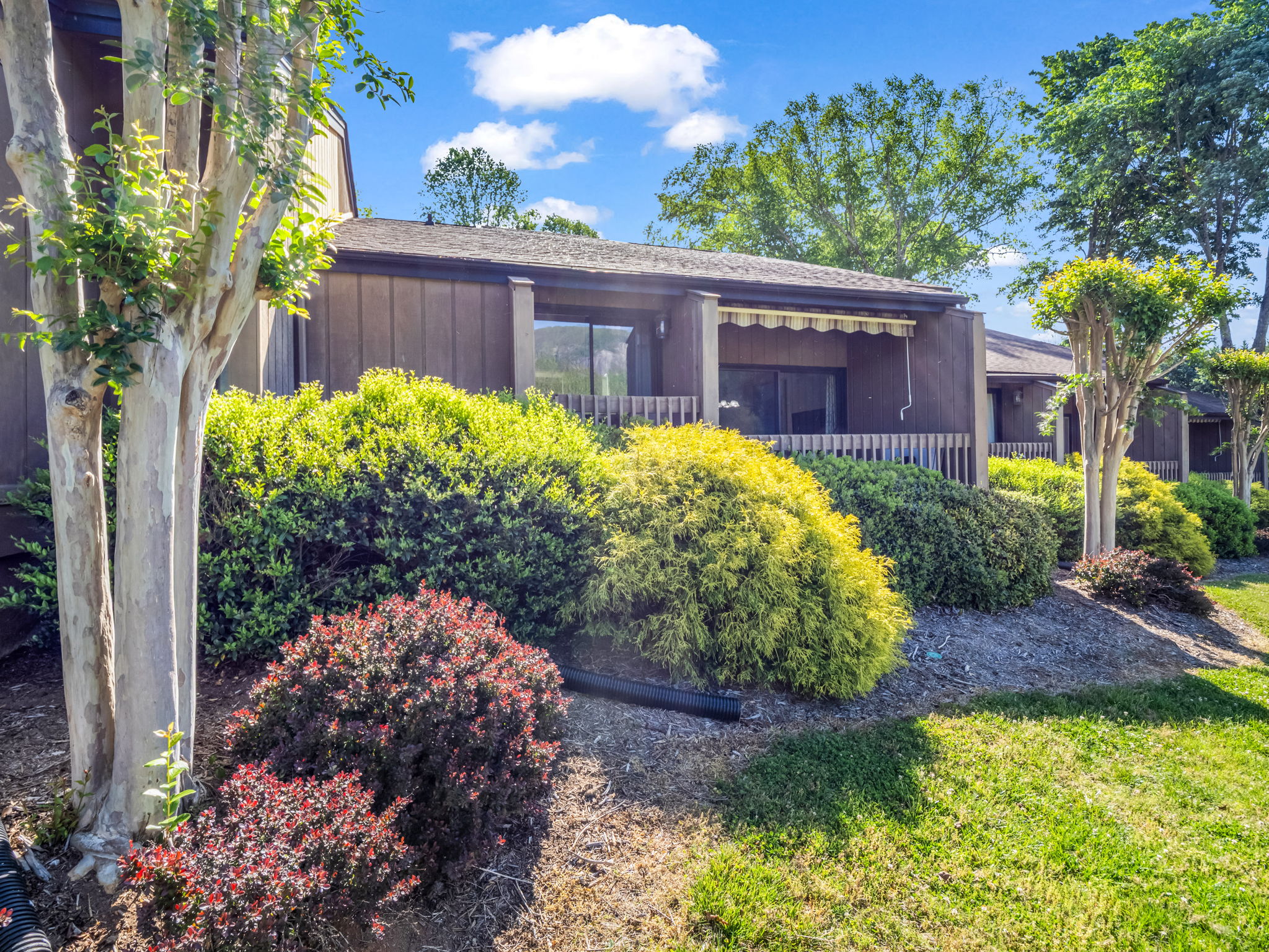  182 W. Lake Dr. S. - 物件實景