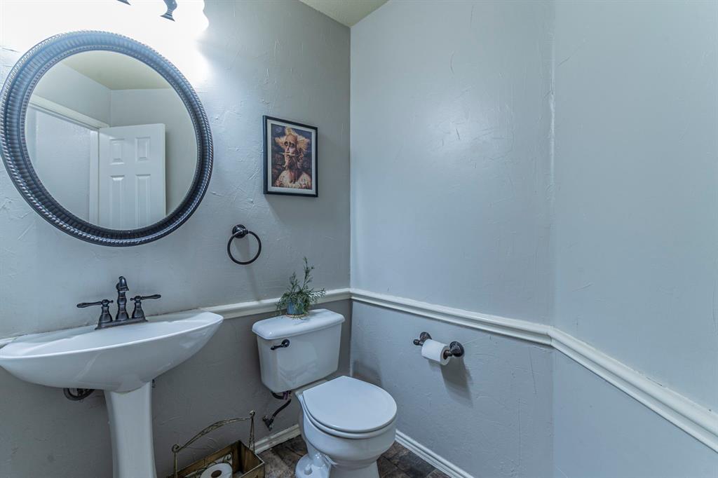 Flower Mound, Texas, 75028, United States, 5 Bedrooms Bedrooms, ,3 BathroomsBathrooms,Residential,For Sale,2028396